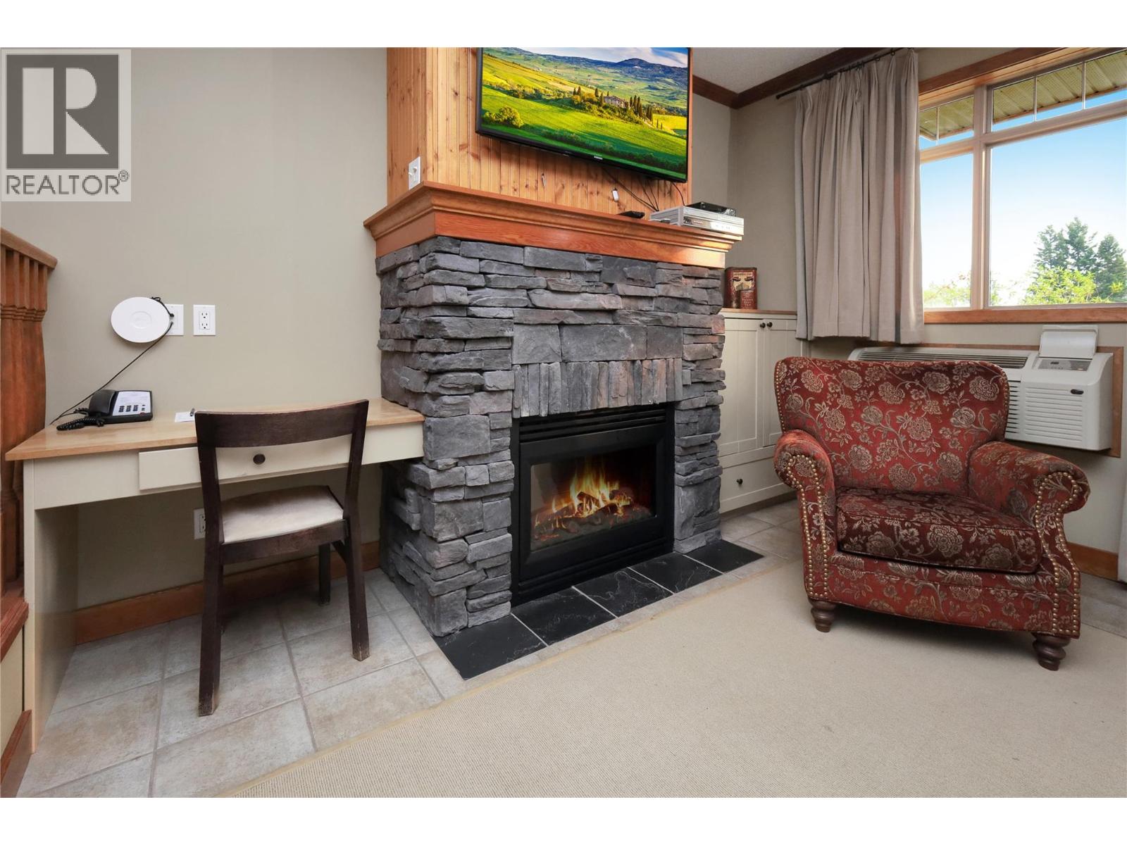 200 Bighorn Boulevard Unit# 216, Radium Hot Springs, British Columbia  V0A 1M0 - Photo 19 - 10392996