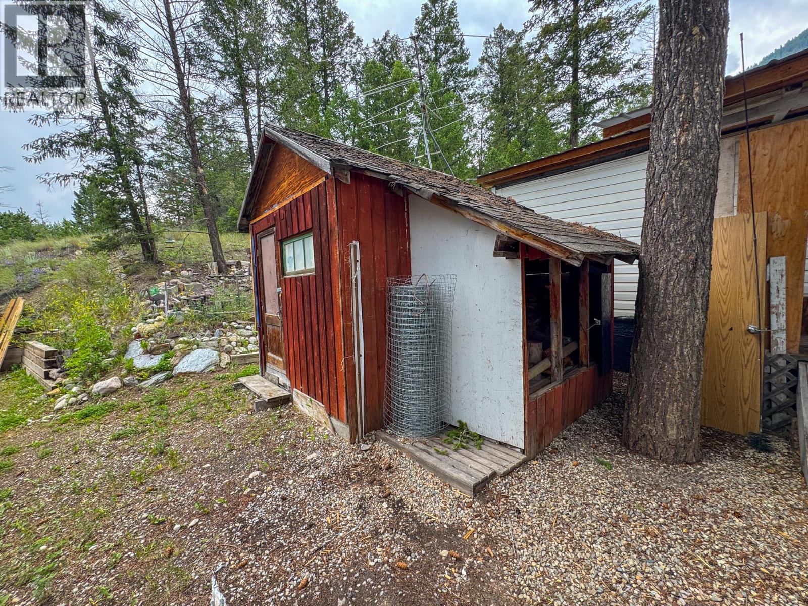 8634 93/95 Highway Unit# 28, Radium Hot Springs, British Columbia  V0A 1M0 - Photo 19 - 10393235