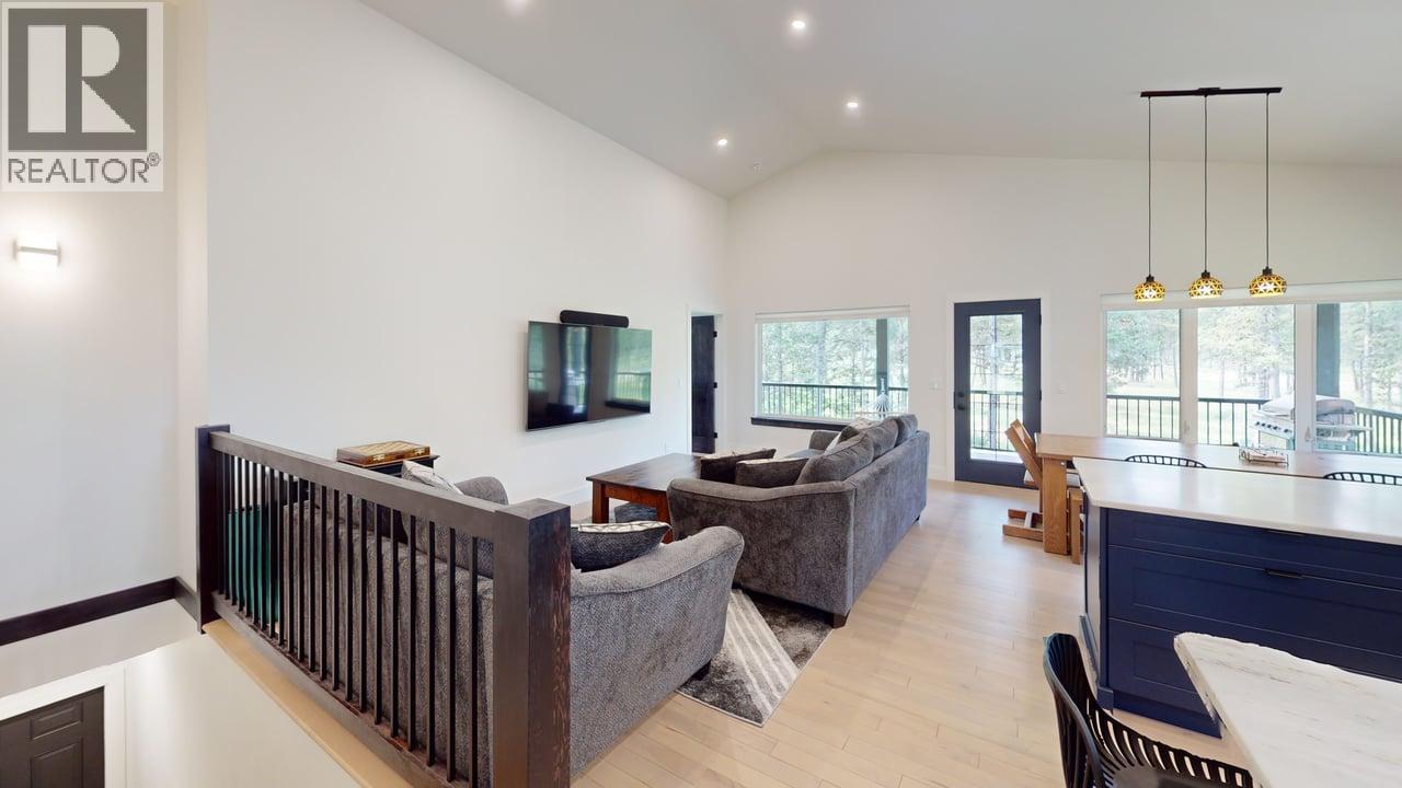 2552 Sandstone Mews, Invermere, British Columbia  V0A 1K6 - Photo 7 - 10393410