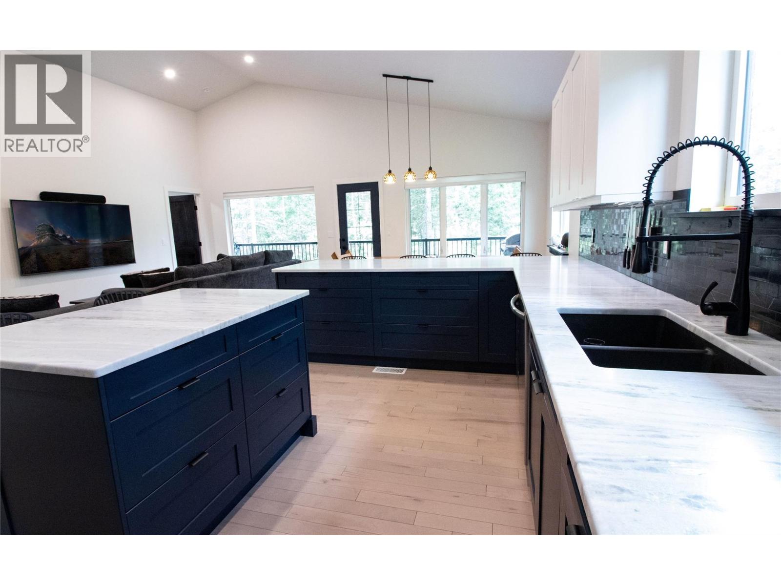 2552 Sandstone Mews, Invermere, British Columbia  V0A 1K6 - Photo 8 - 10393410