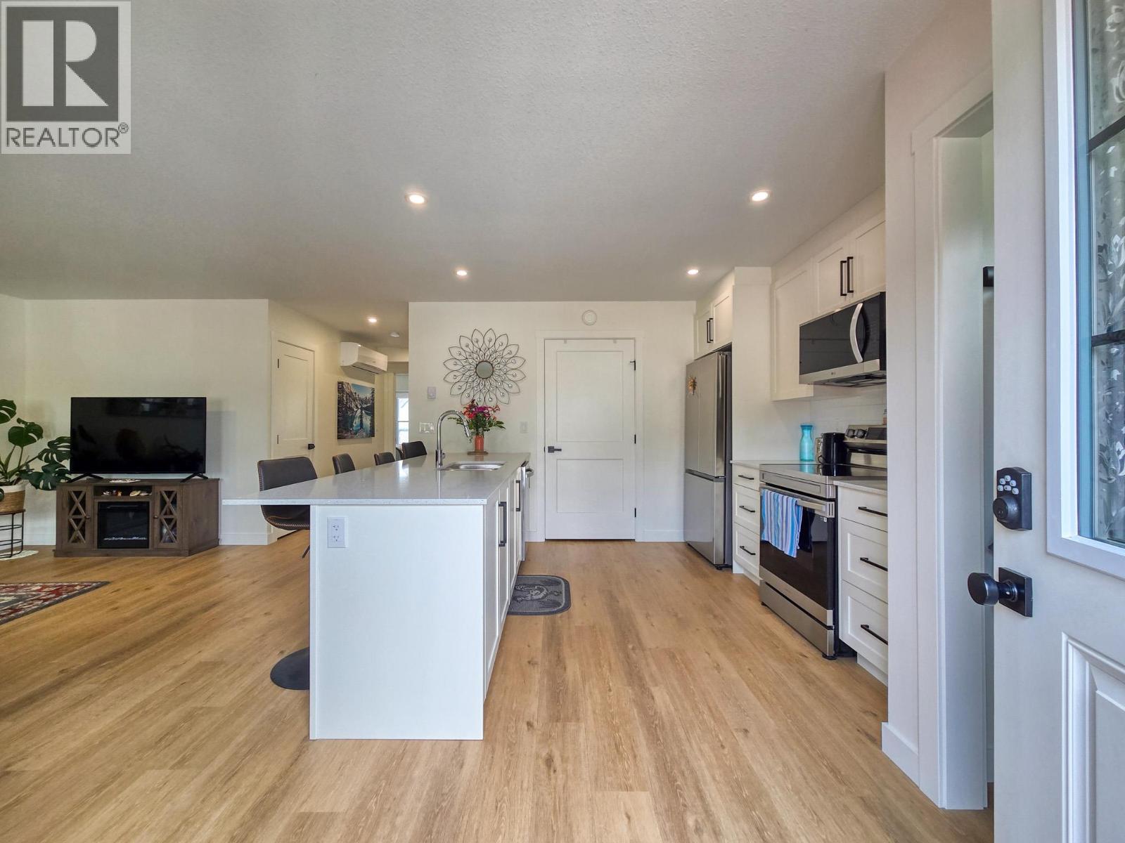 2096 Pine Tree Lane Unit# 39, Invermere, British Columbia  V0A 1K4 - Photo 14 - 10392767
