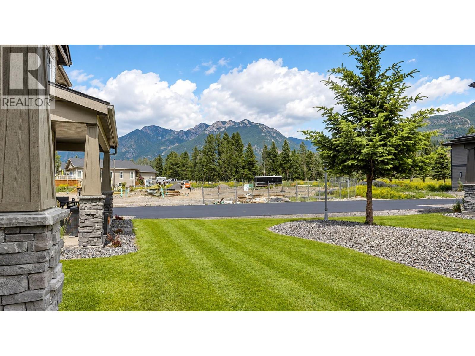 900 Bighorn Boulevard Unit# 924, Radium Hot Springs, British Columbia  V0A 1M0 - Photo 10 - 10392637