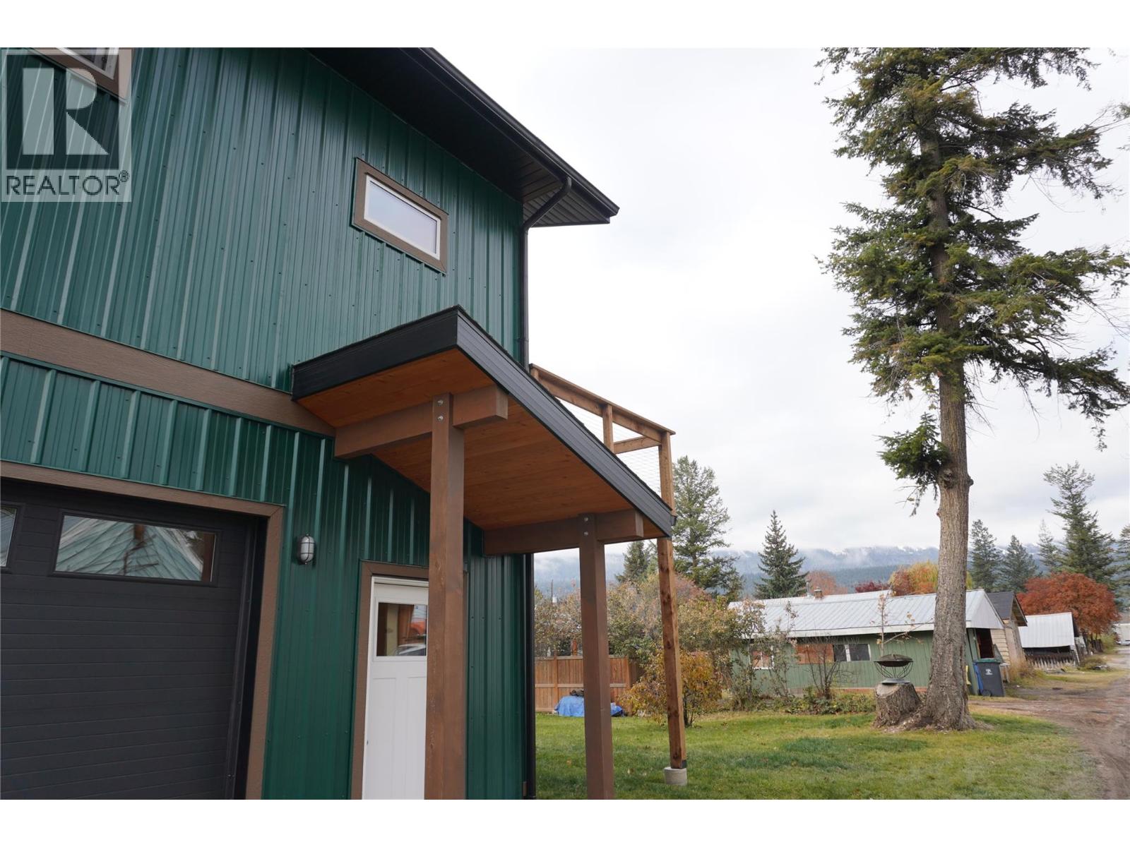 905 13 Avenue S, Golden, British Columbia  V0A 1H0 - Photo 13 - 10393657