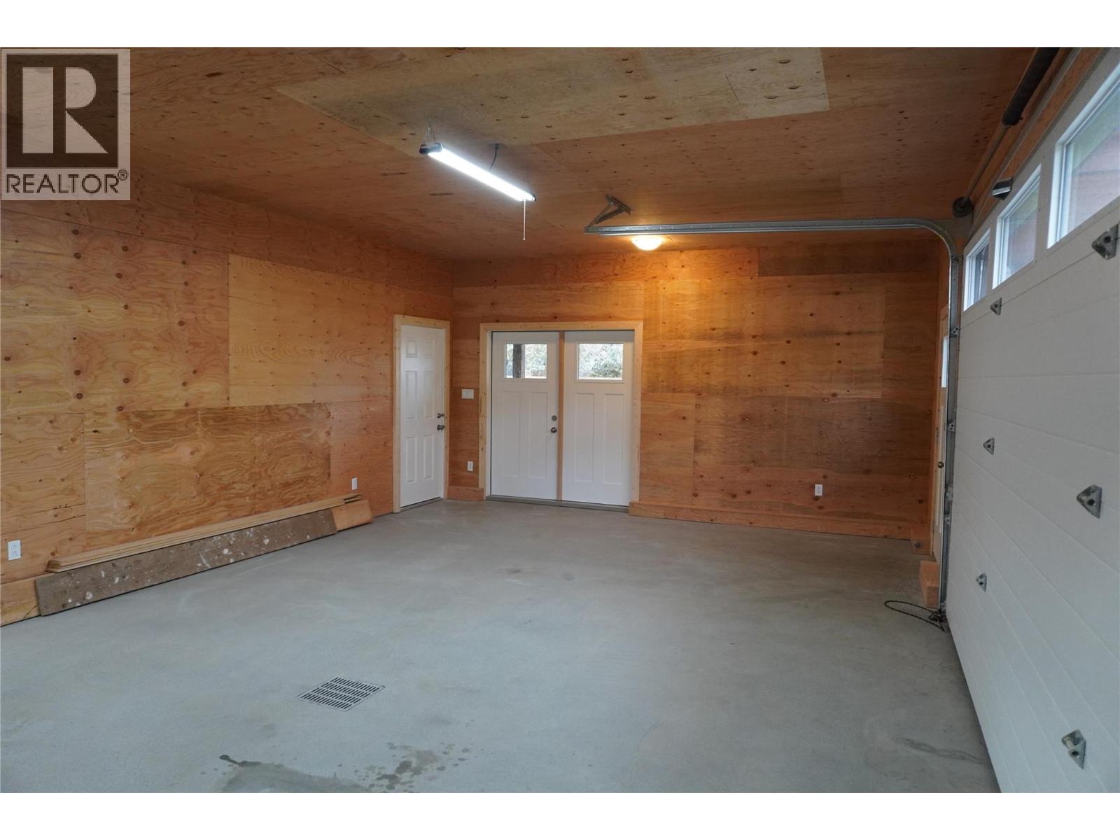 905 13 Avenue S, Golden, British Columbia  V0A 1H0 - Photo 24 - 10393657