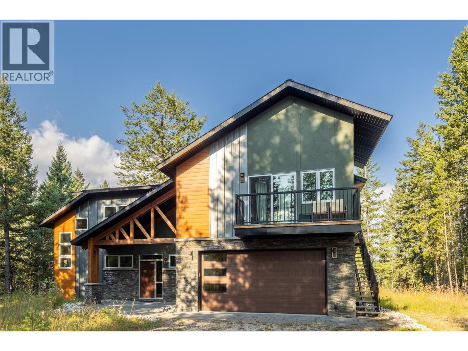 1541 Quartz Crescent, Golden, British Columbia