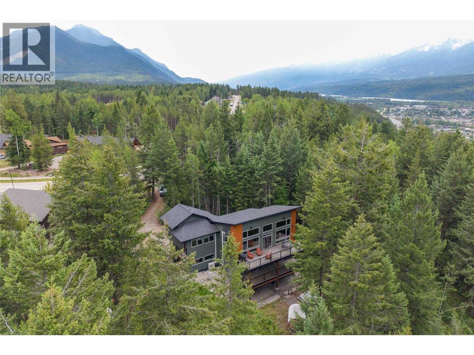 1541 Quartz Crescent, Golden, British Columbia  V0A 1H3 - Photo 53 - 10393341