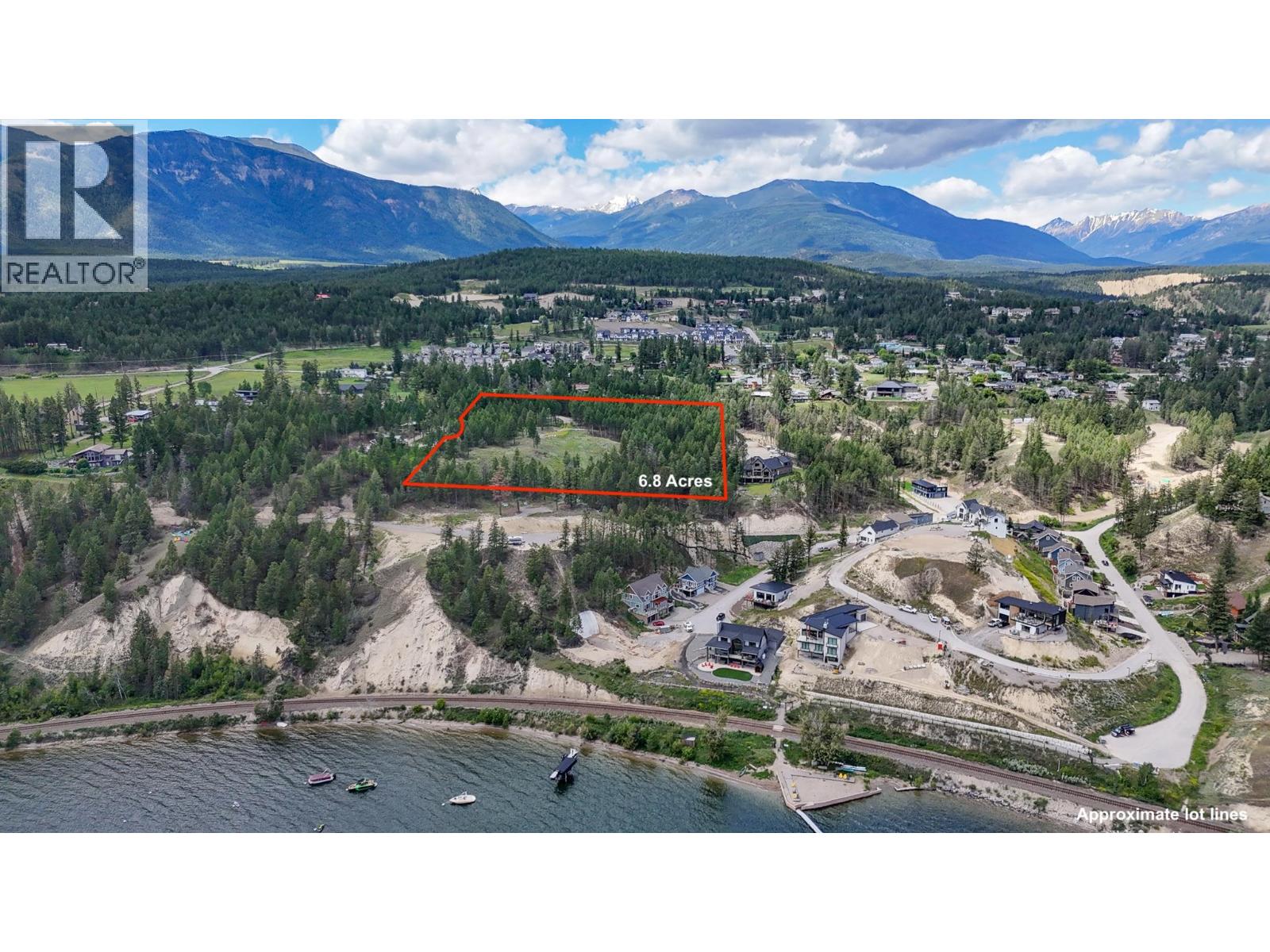 2140 22nd Street, Invermere, British Columbia
