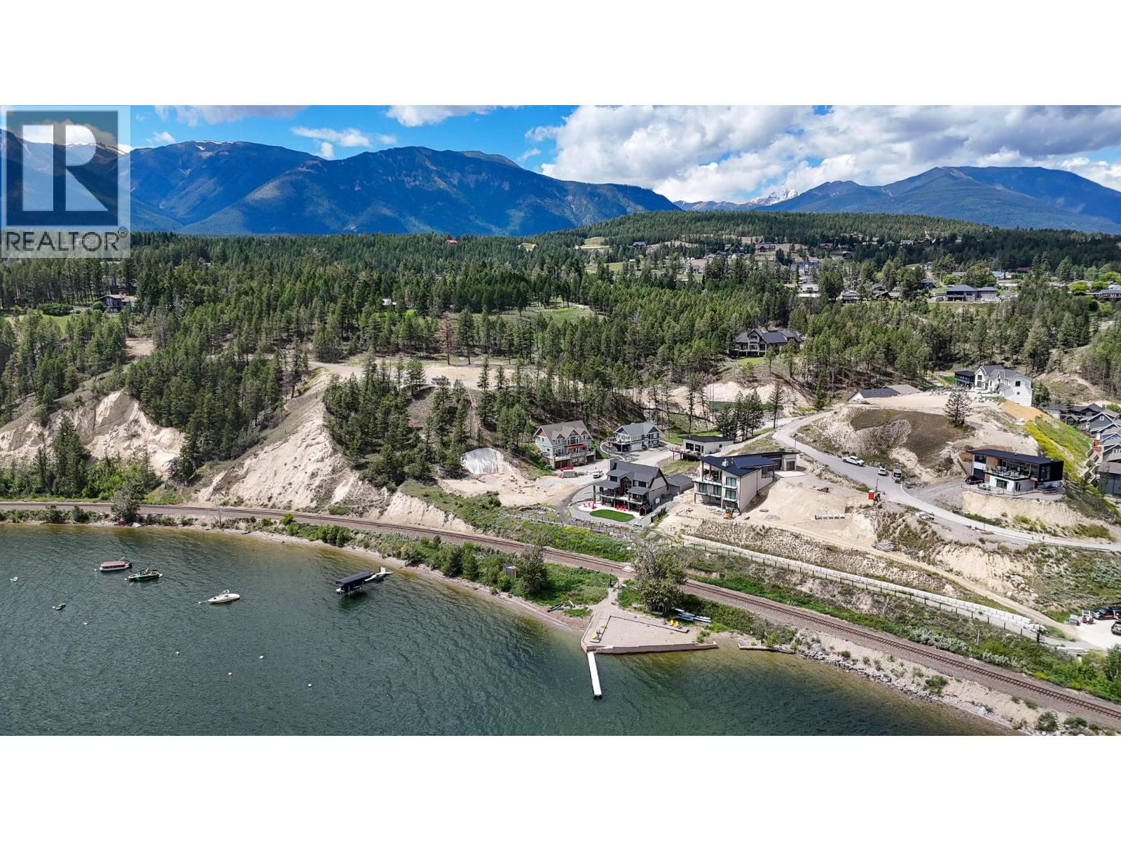2140 22nd Street, Invermere, British Columbia  V0A 1K4 - Photo 11 - 10393682