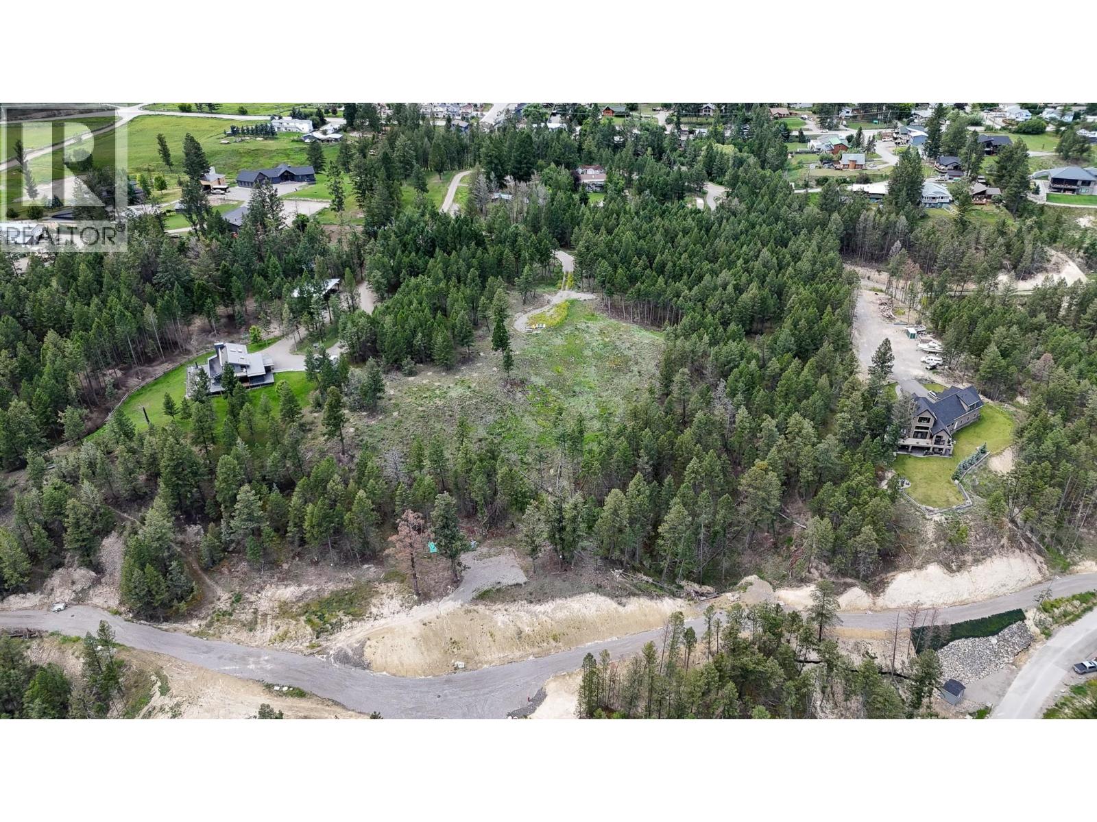 2140 22nd Street, Invermere, British Columbia  V0A 1K4 - Photo 9 - 10393682
