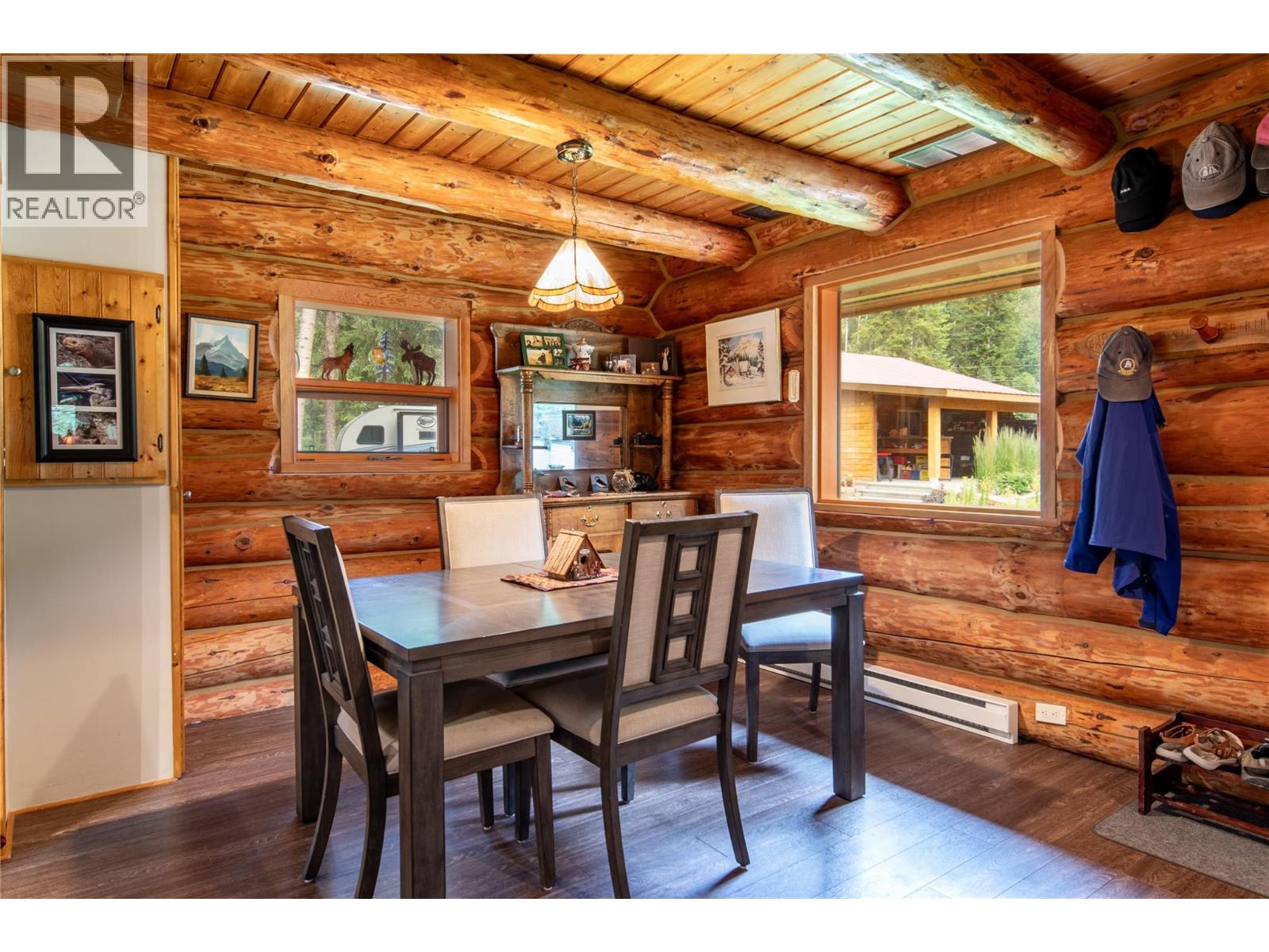 2622 95 Highway S, Golden, British Columbia  V0A 1H4 - Photo 6 - 10393688