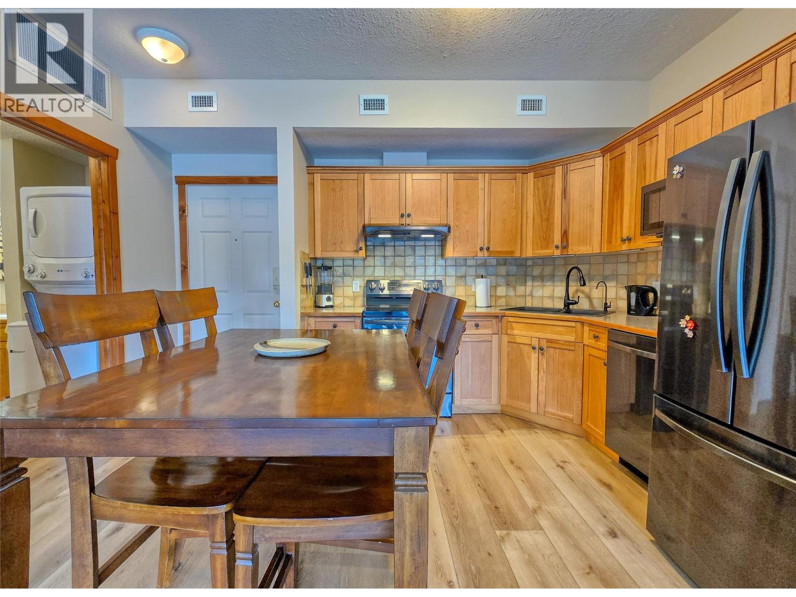 701 14a Crescent Unit# 102, Invermere, British Columbia  V0A 1K0 - Photo 5 - 10393348