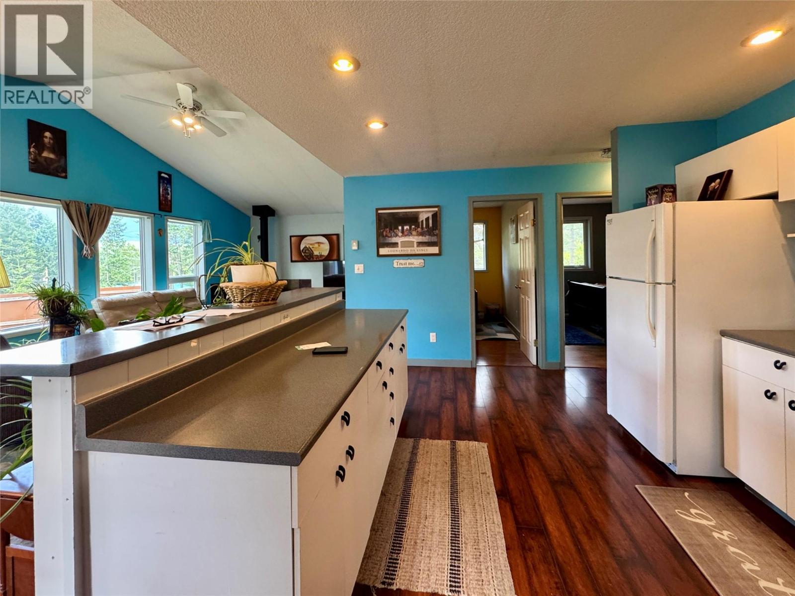 4949 Luxor Creek Road, Edgewater, British Columbia  V0A 1B0 - Photo 10 - 10393620