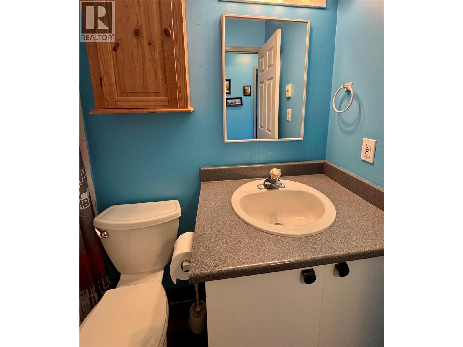 4949 Luxor Creek Road, Edgewater, British Columbia  V0A 1B0 - Photo 19 - 10393620