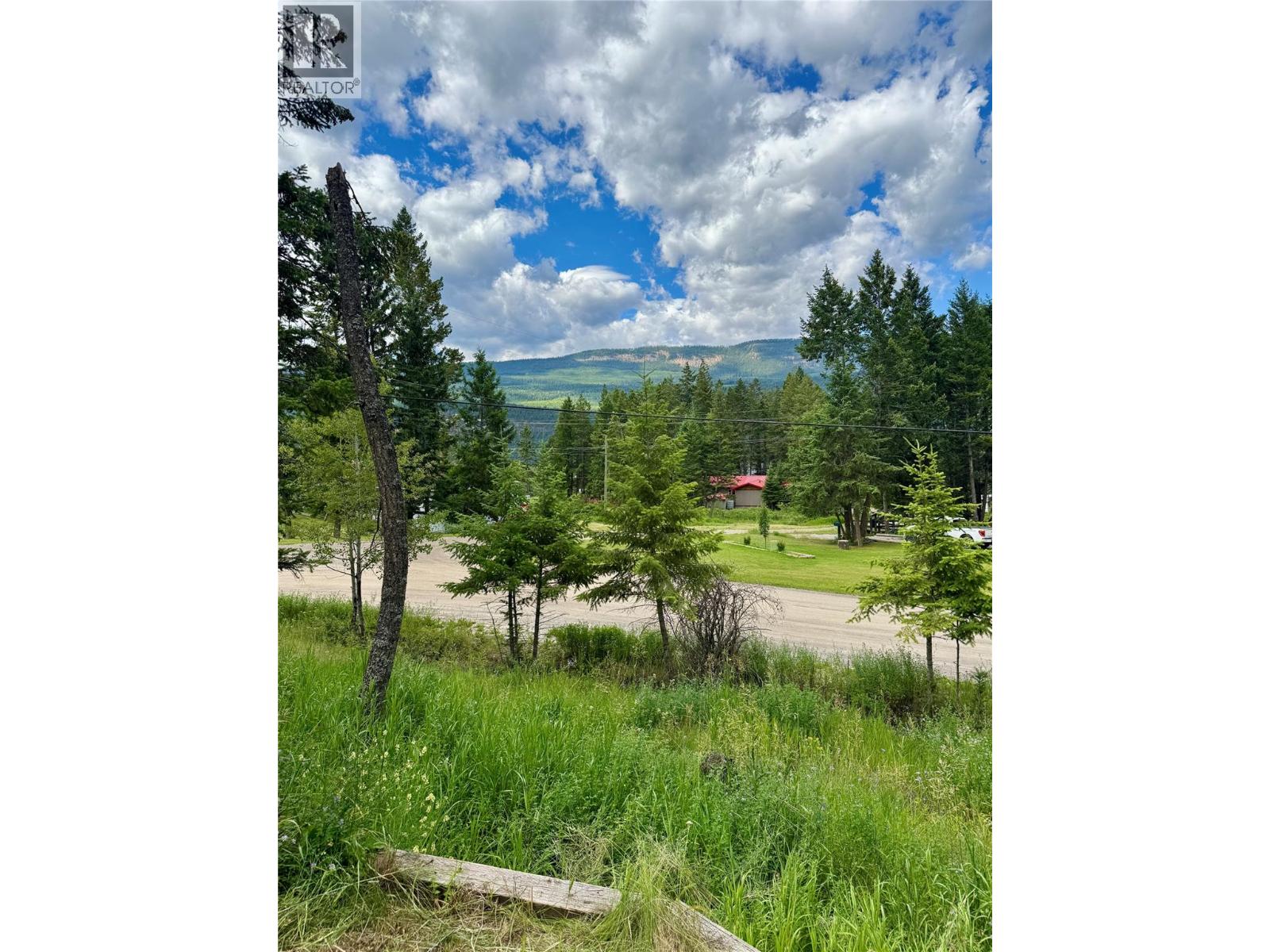 4949 Luxor Creek Road, Edgewater, British Columbia  V0A 1B0 - Photo 25 - 10393620
