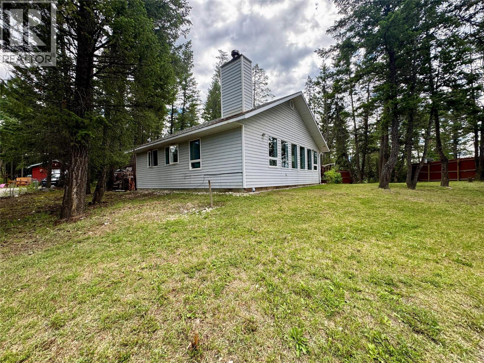4949 Luxor Creek Road, Edgewater, British Columbia  V0A 1B0 - Photo 27 - 10393620