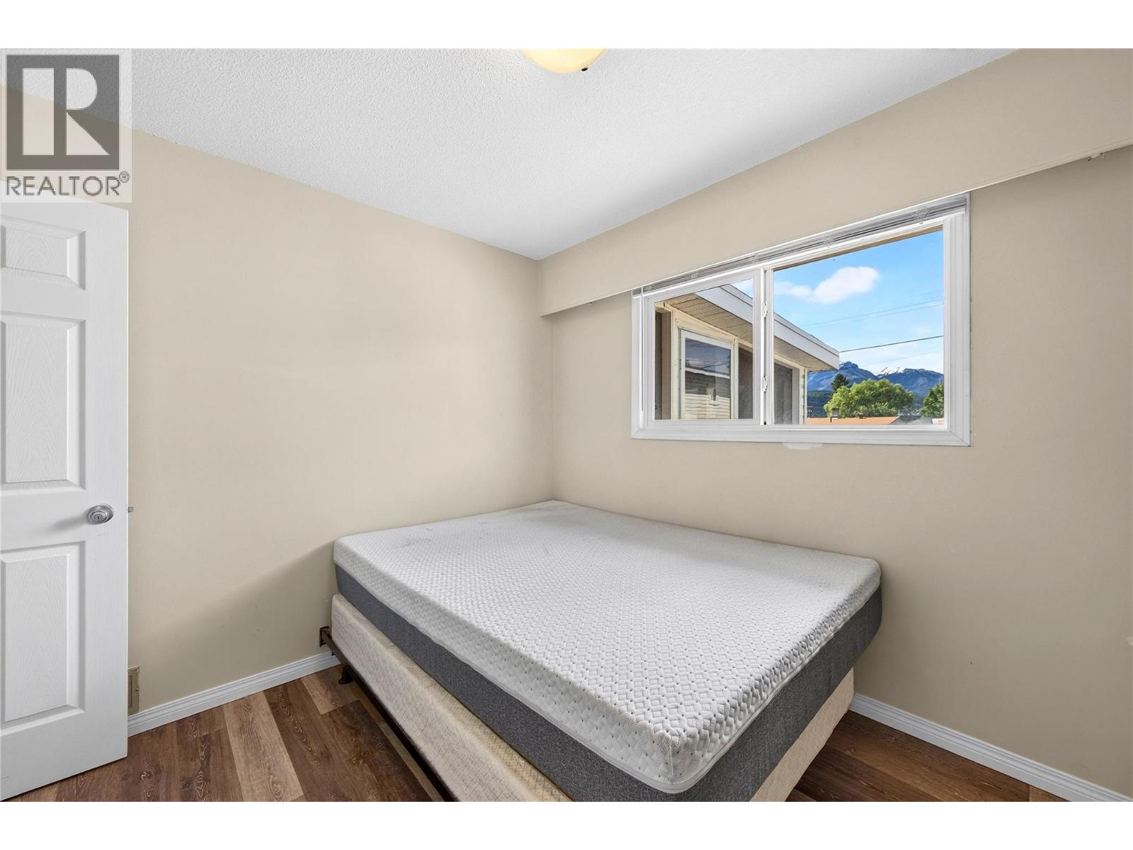 1252 Alexander Drive, Golden, British Columbia  V0A 1H0 - Photo 20 - 10394001