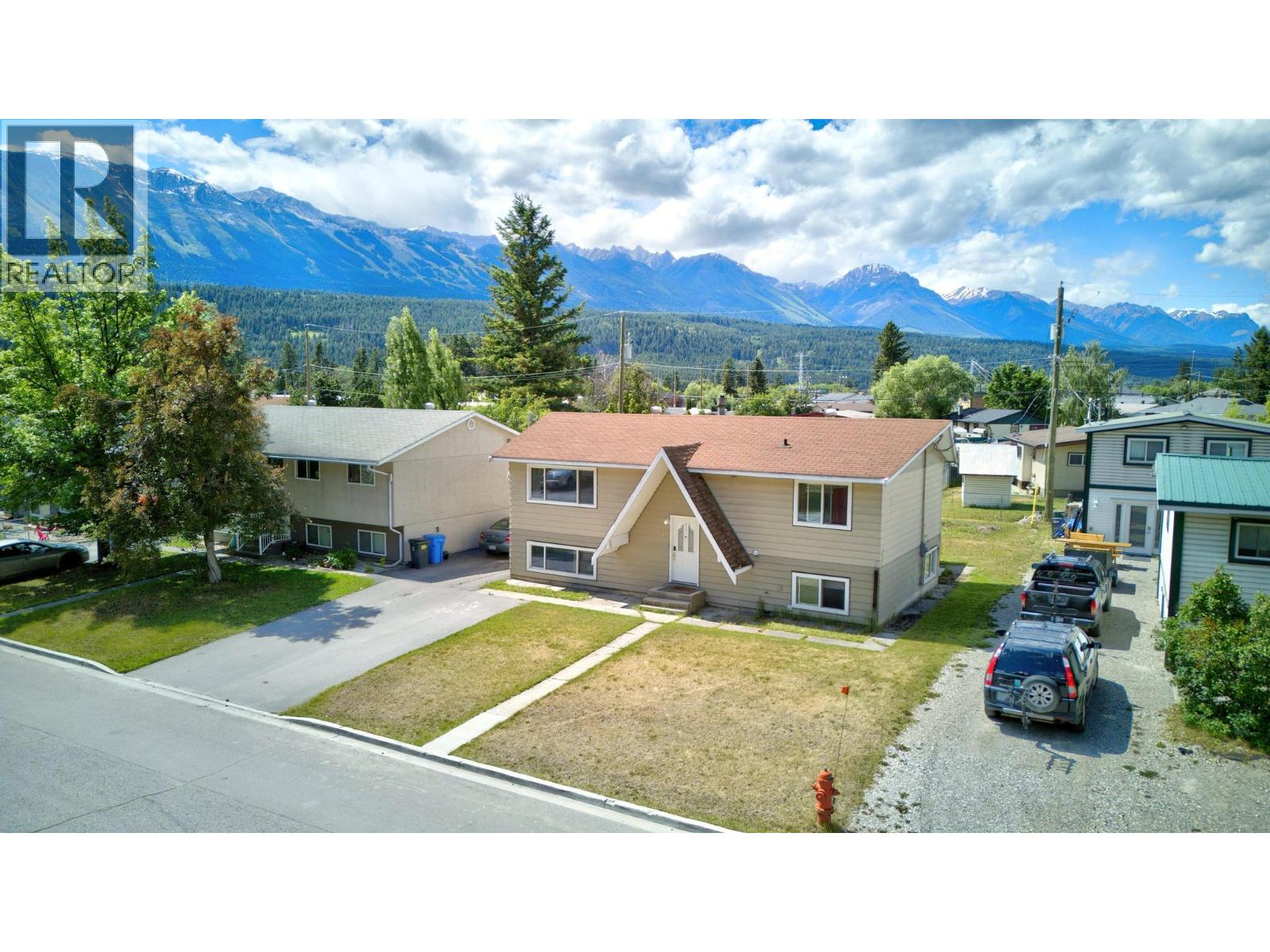 1252 Alexander Drive, Golden, British Columbia  V0A 1H0 - Photo 3 - 10394001