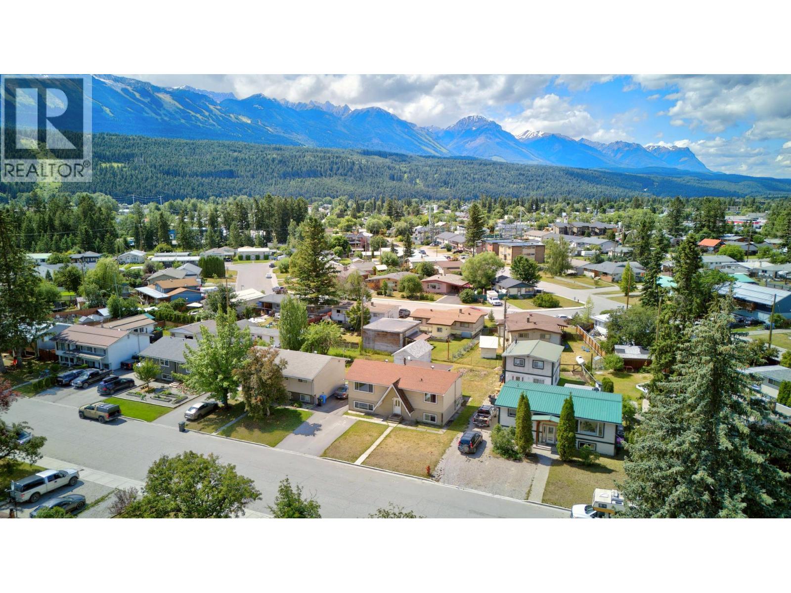 1252 Alexander Drive, Golden, British Columbia  V0A 1H0 - Photo 6 - 10394001