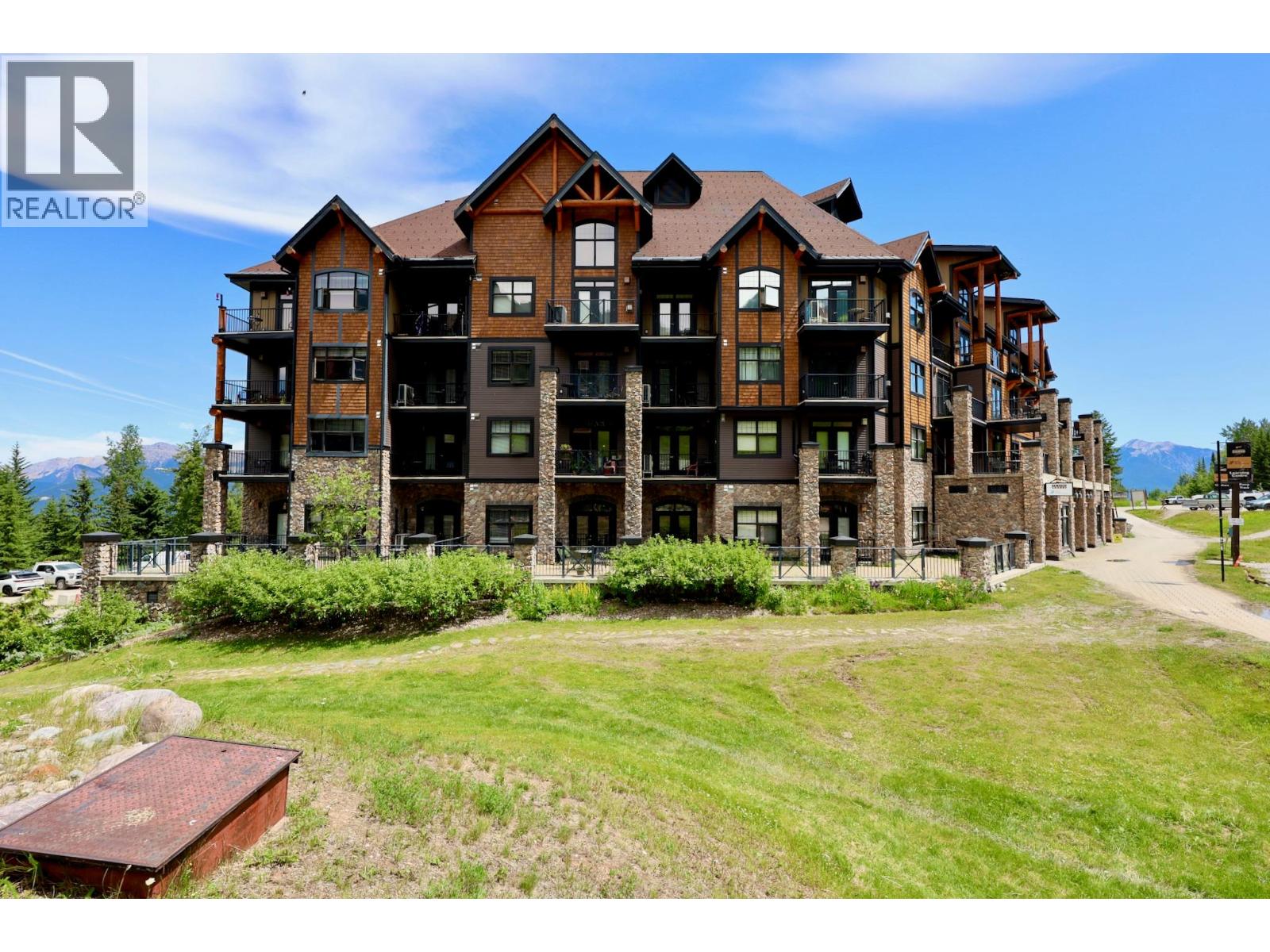 1545 Kicking Horse Trail Unit# 206, Golden, British Columbia  V0A 1H0 - Photo 4 - 10394038