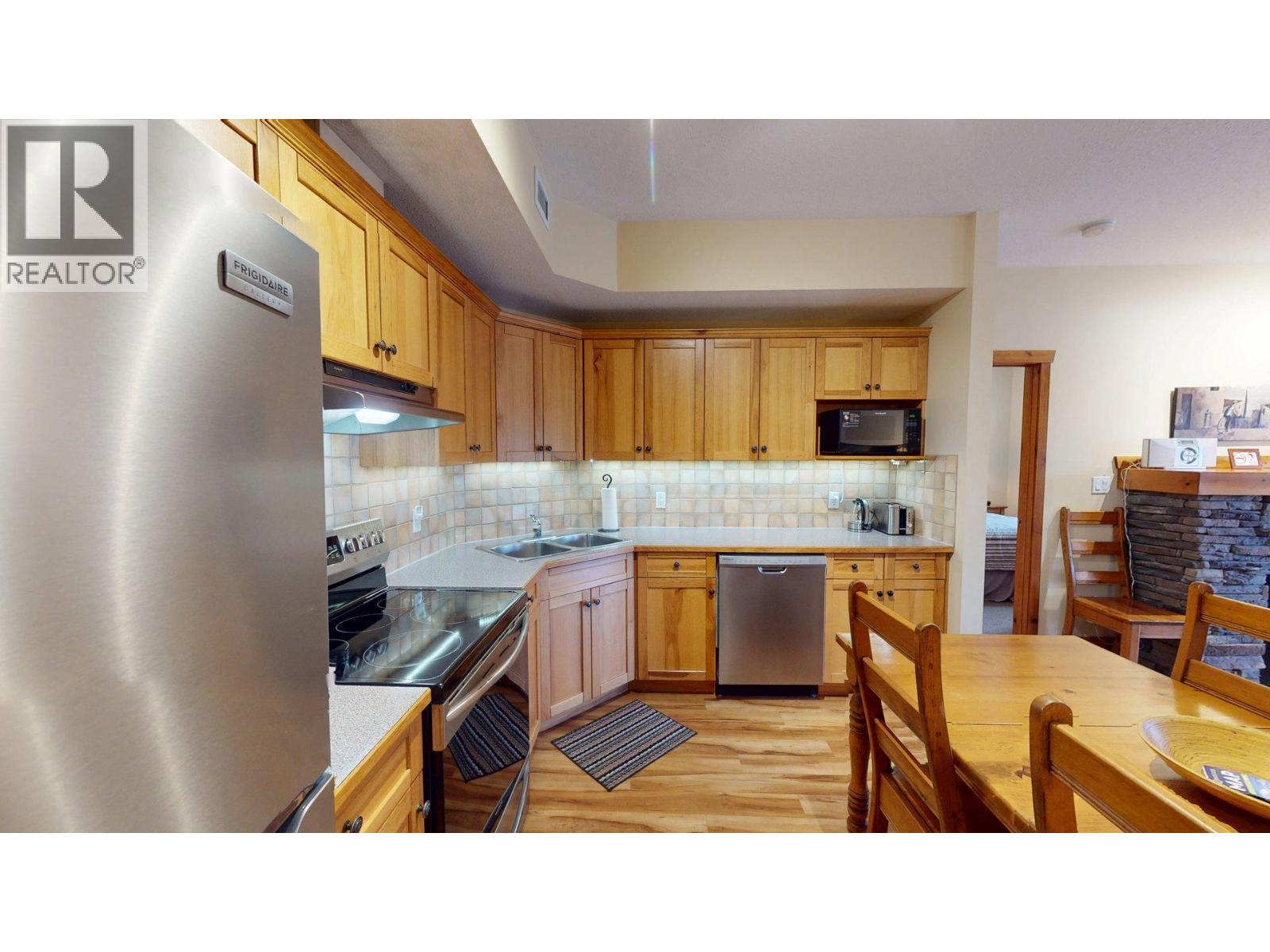 701 14a Crescent Unit# 213 I, Invermere, British Columbia  V0A 1K0 - Photo 14 - 10393824