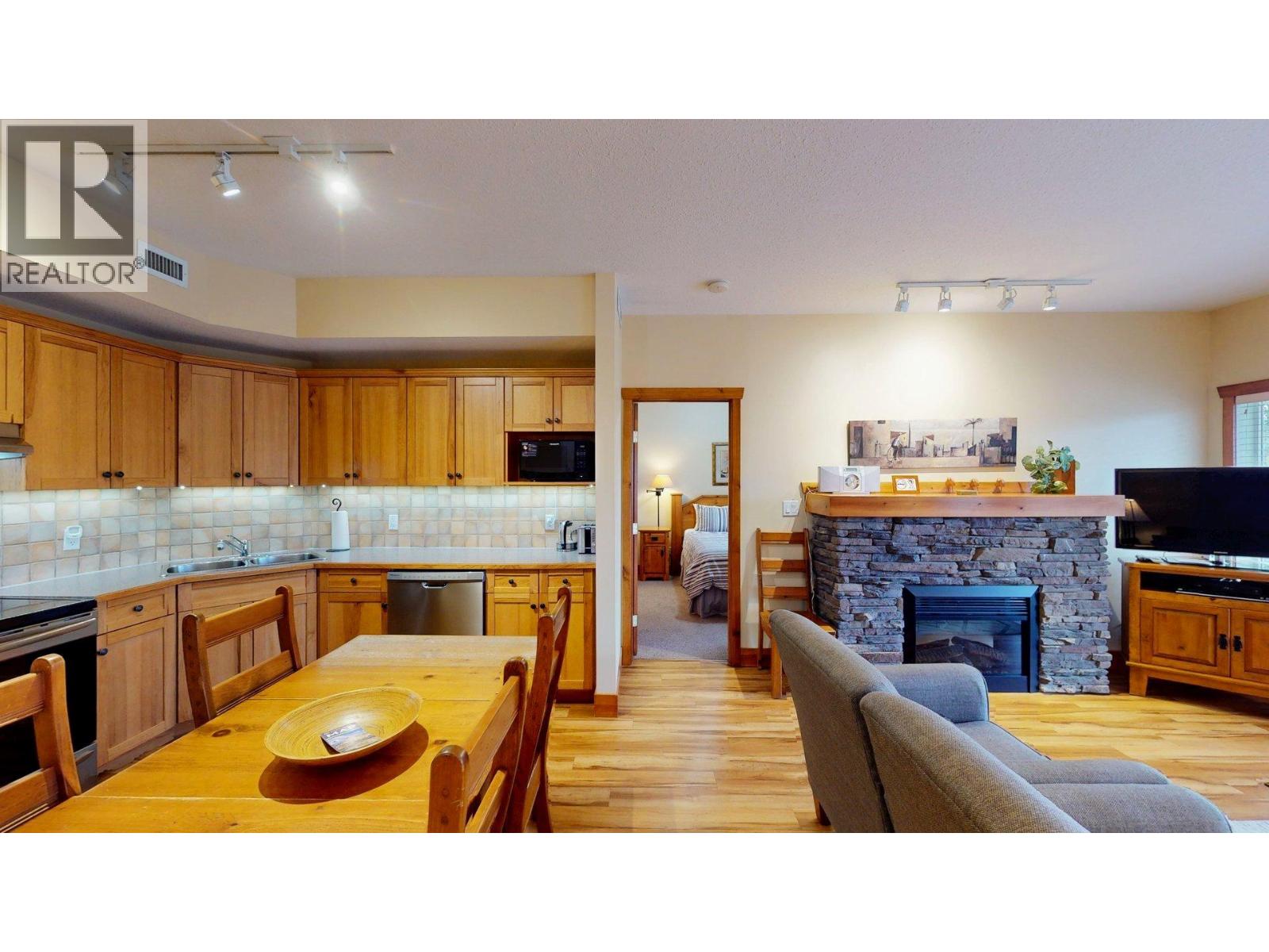 701 14a Crescent Unit# 213 I, Invermere, British Columbia  V0A 1K0 - Photo 18 - 10393824