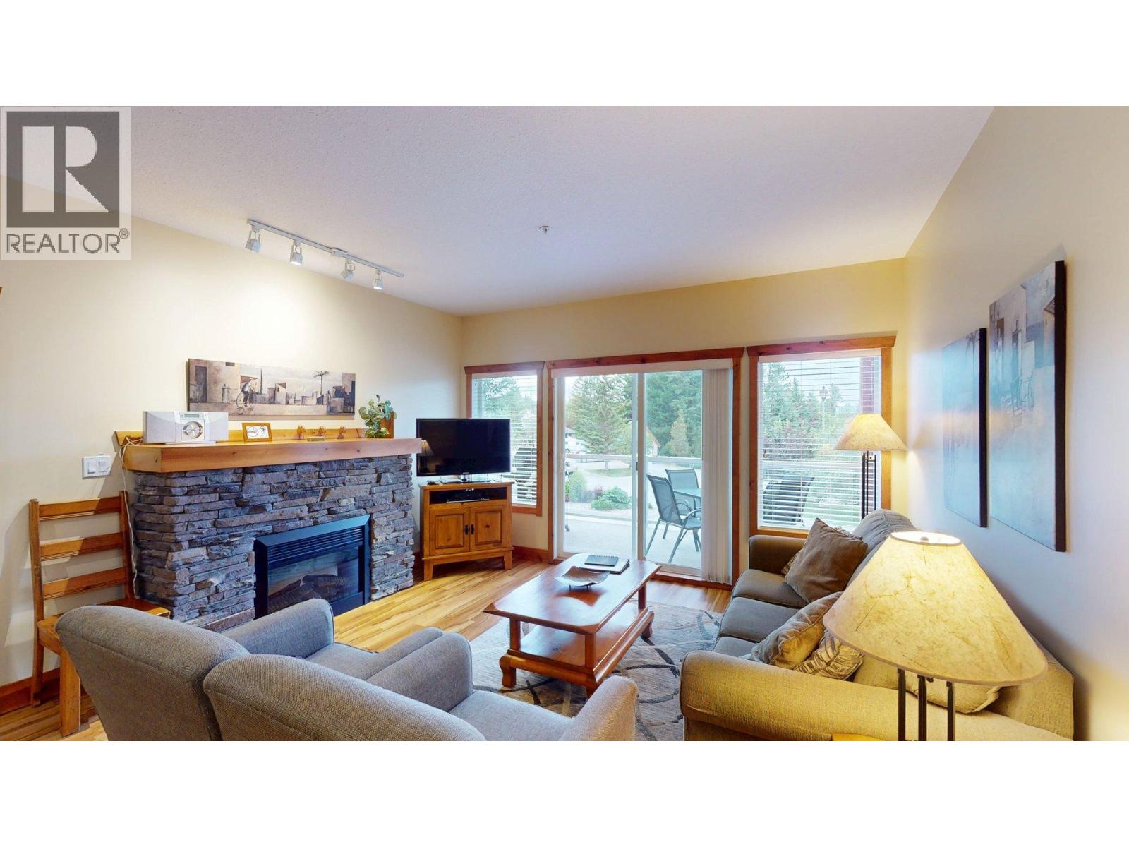 701 14a Crescent Unit# 213 I, Invermere, British Columbia  V0A 1K0 - Photo 3 - 10393824