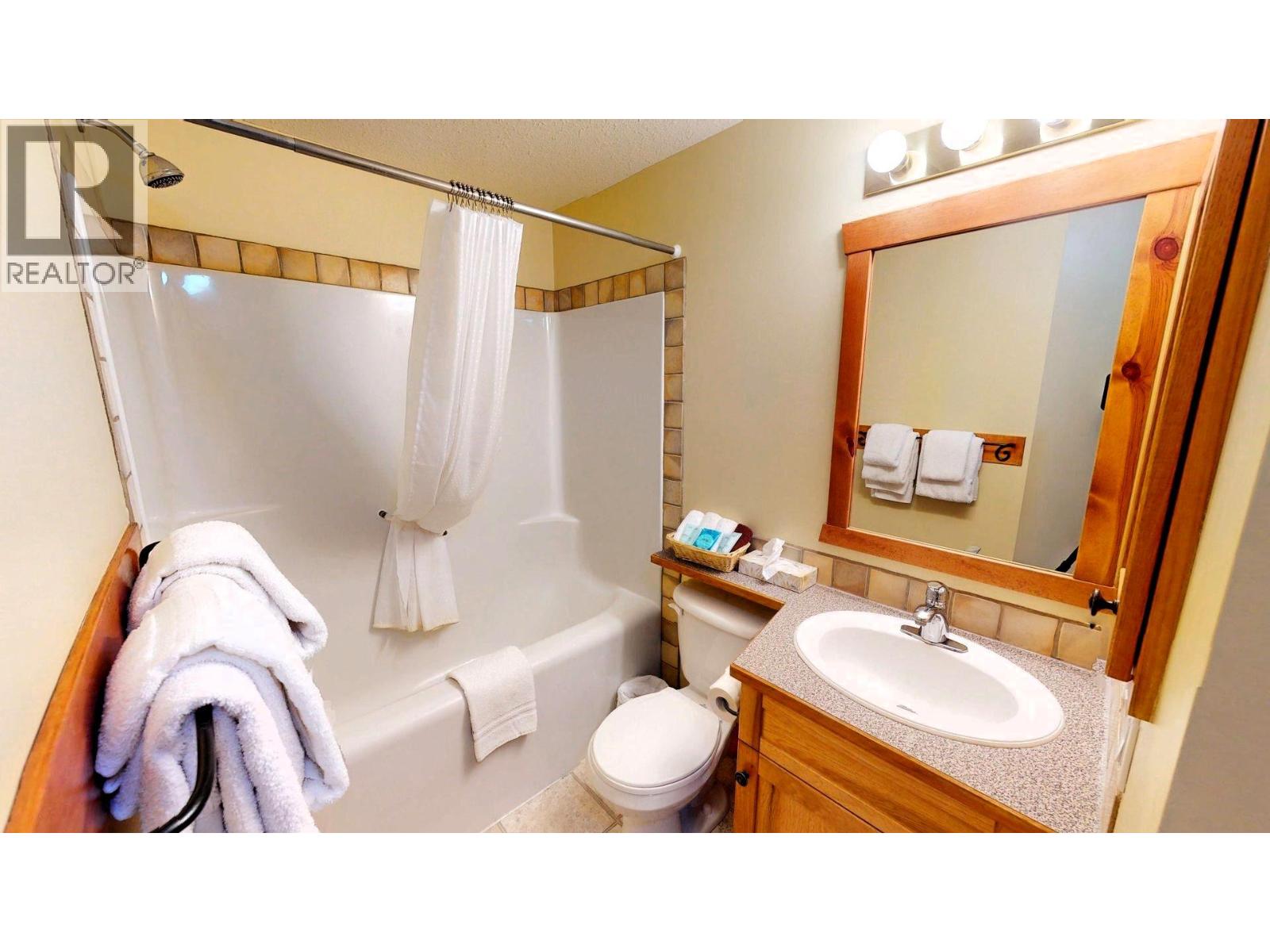 701 14a Crescent Unit# 213 I, Invermere, British Columbia  V0A 1K0 - Photo 34 - 10393824