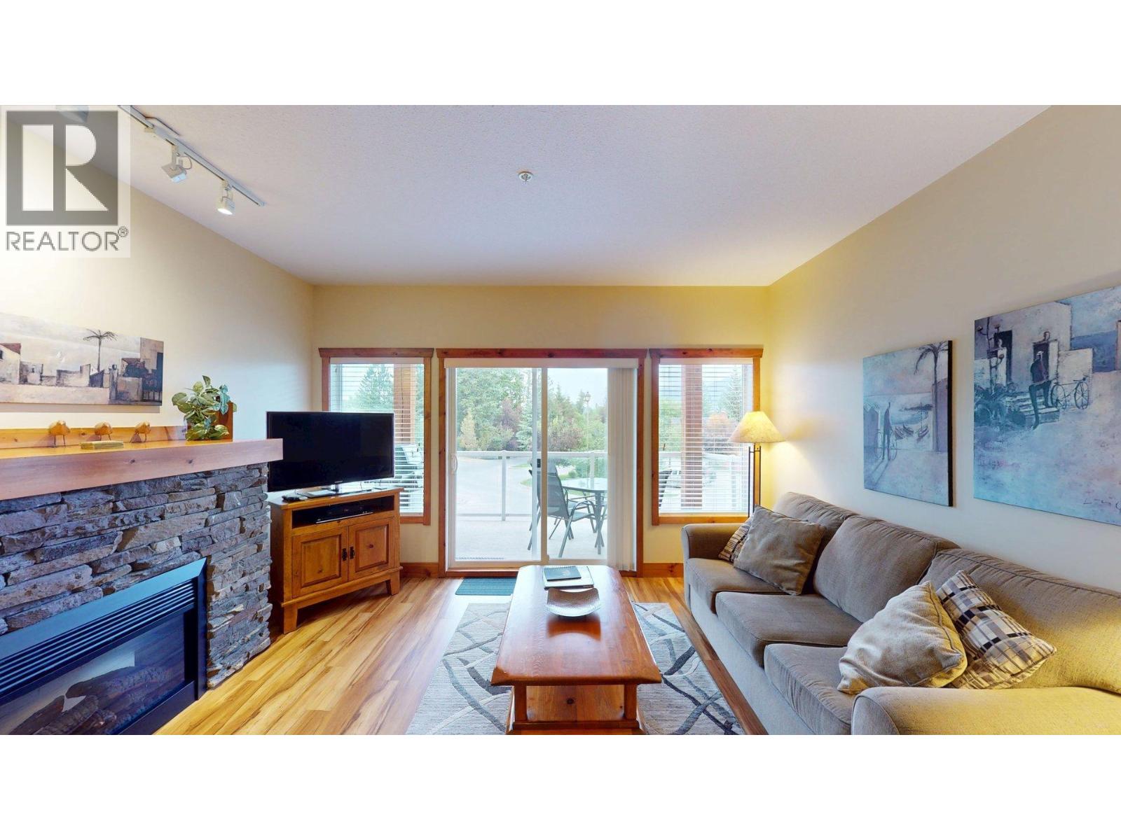 701 14a Crescent Unit# 213 I, Invermere, British Columbia  V0A 1K0 - Photo 4 - 10393824