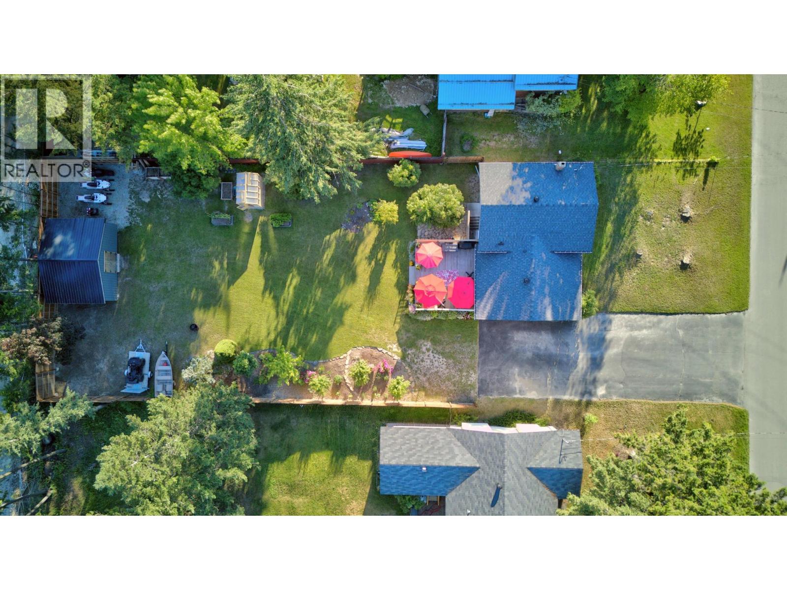 1325 Pine Drive, Golden, British Columbia  V0A 1H1 - Photo 4 - 10394192