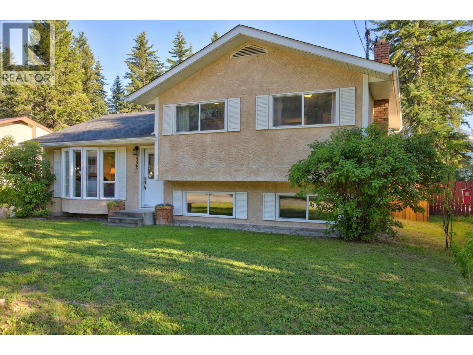 1325 Pine Drive, Golden, British Columbia  V0A 1H1 - Photo 69 - 10394192