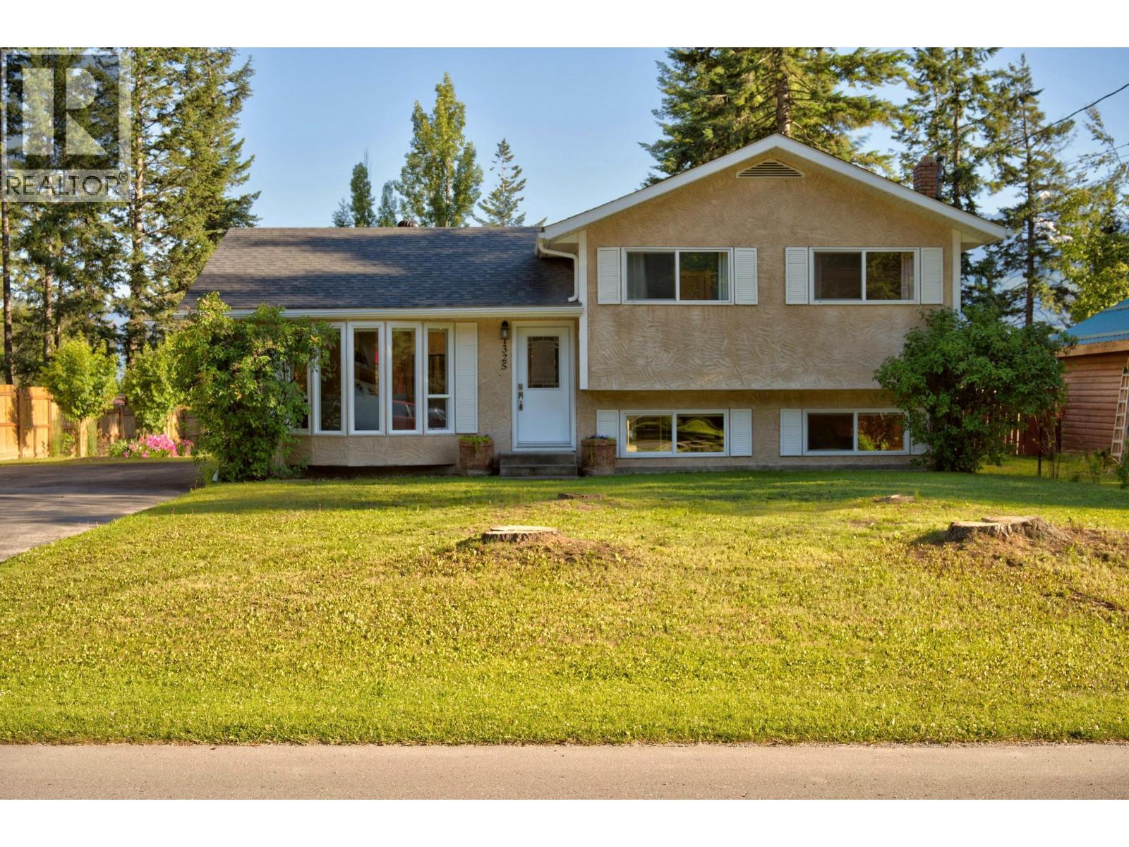1325 Pine Drive, Golden, British Columbia  V0A 1H1 - Photo 72 - 10394192
