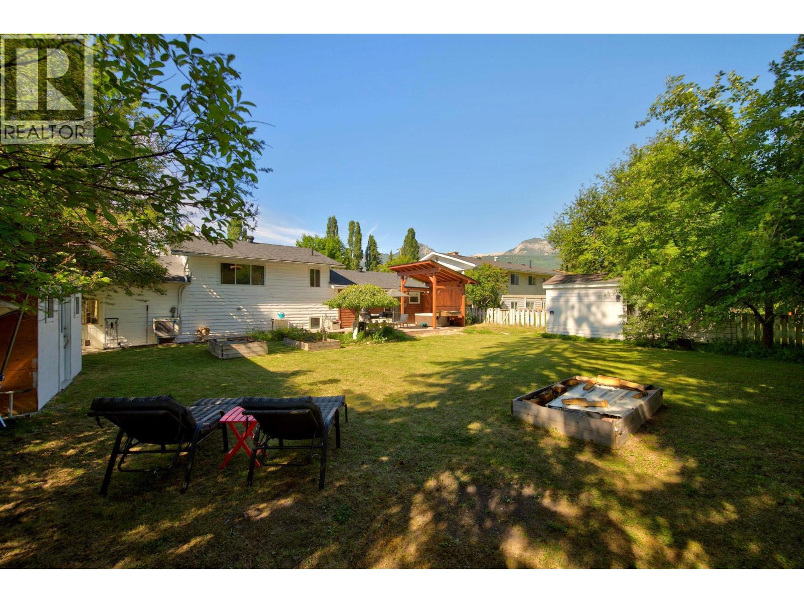 506 5th Street, Golden, British Columbia  V0A 1H0 - Photo 61 - 10394196