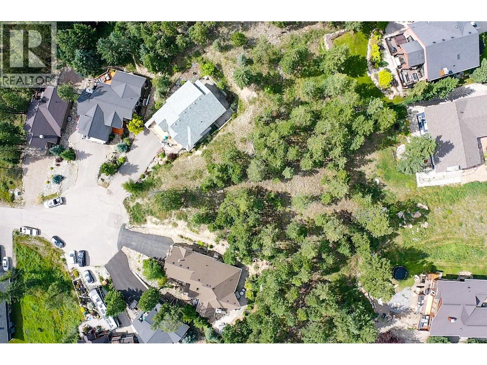 61 Sandstone Circle, Invermere, British Columbia  V0A 1K6 - Photo 2 - 10394338