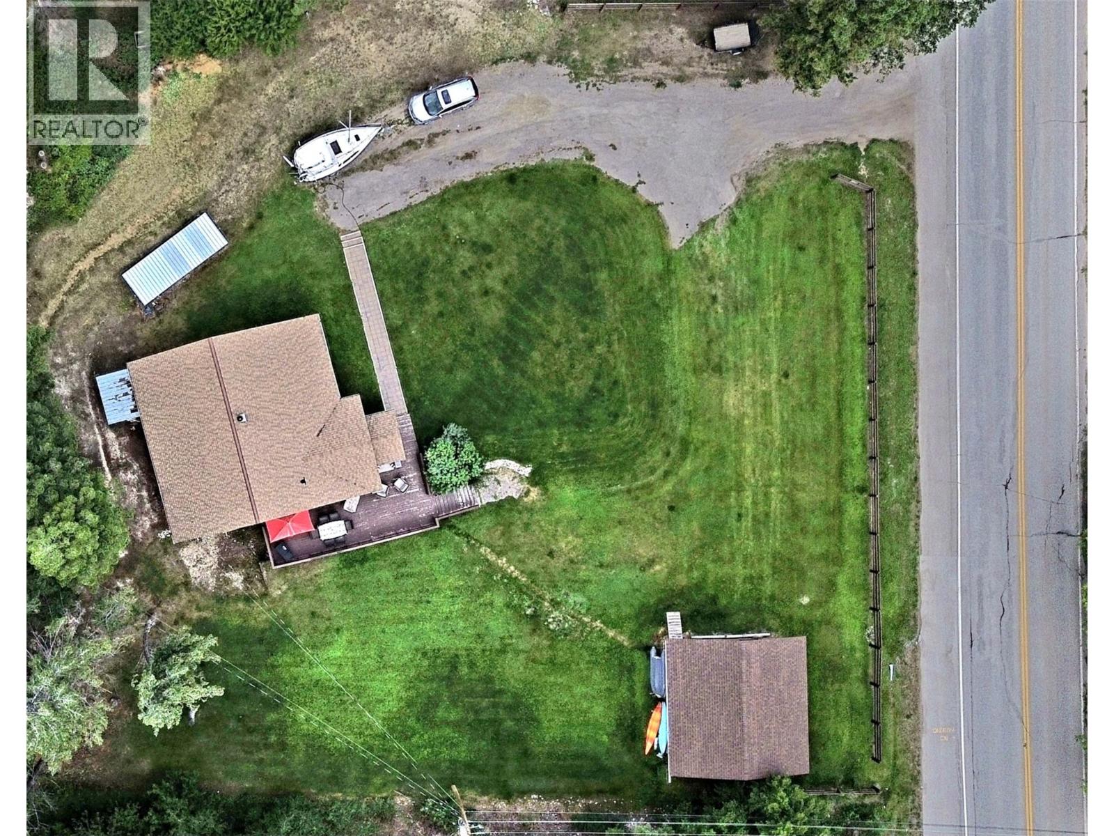 2110 13th Avenue, Invermere, British Columbia