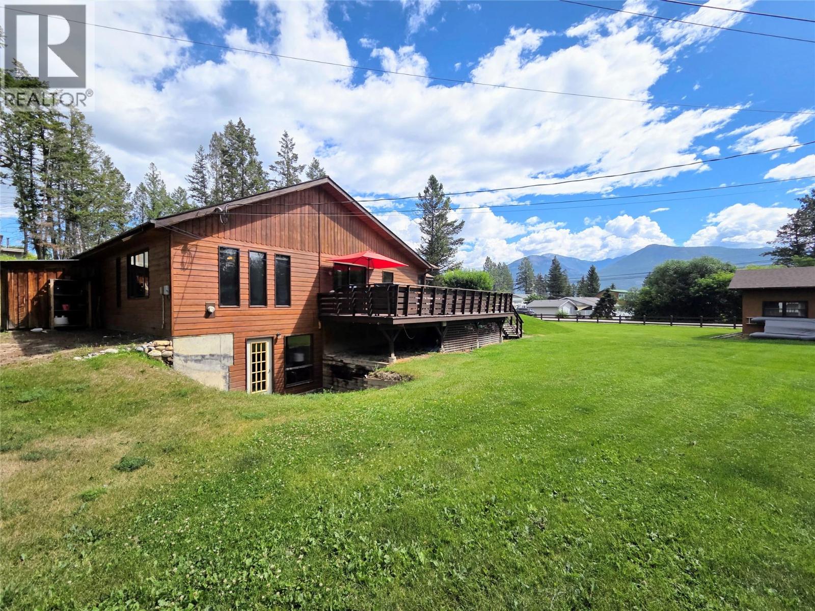 2110 13th Avenue, Invermere, British Columbia  V0A 1K4 - Photo 10 - 10394303