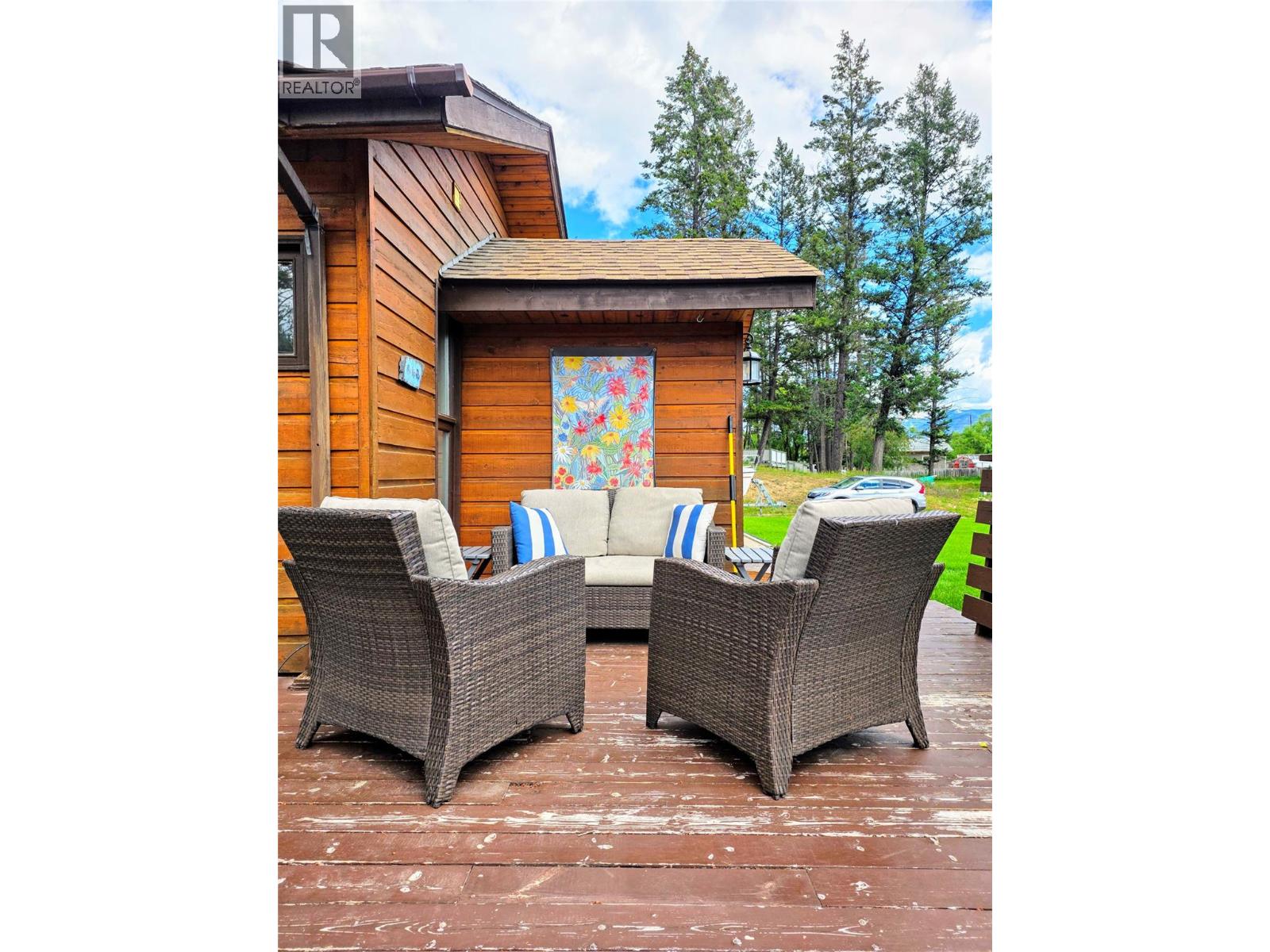 2110 13th Avenue, Invermere, British Columbia  V0A 1K4 - Photo 18 - 10394303