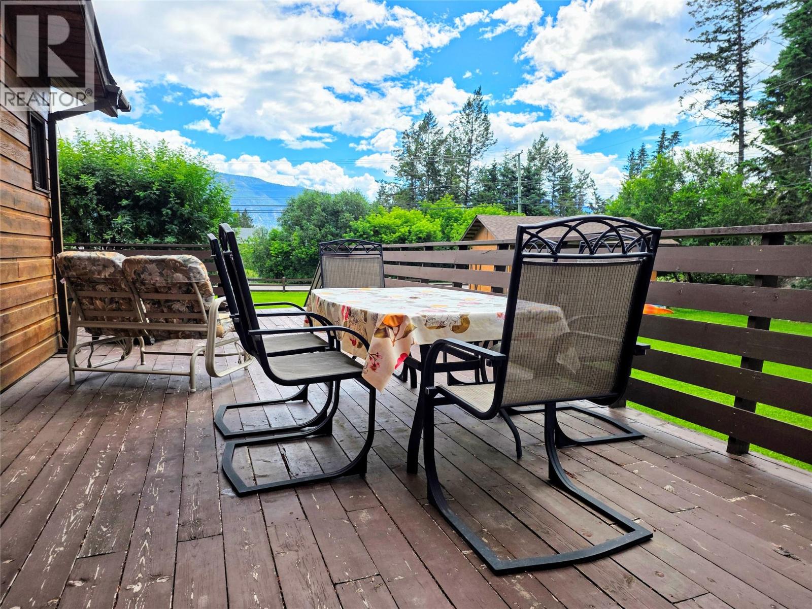 2110 13th Avenue, Invermere, British Columbia  V0A 1K4 - Photo 20 - 10394303