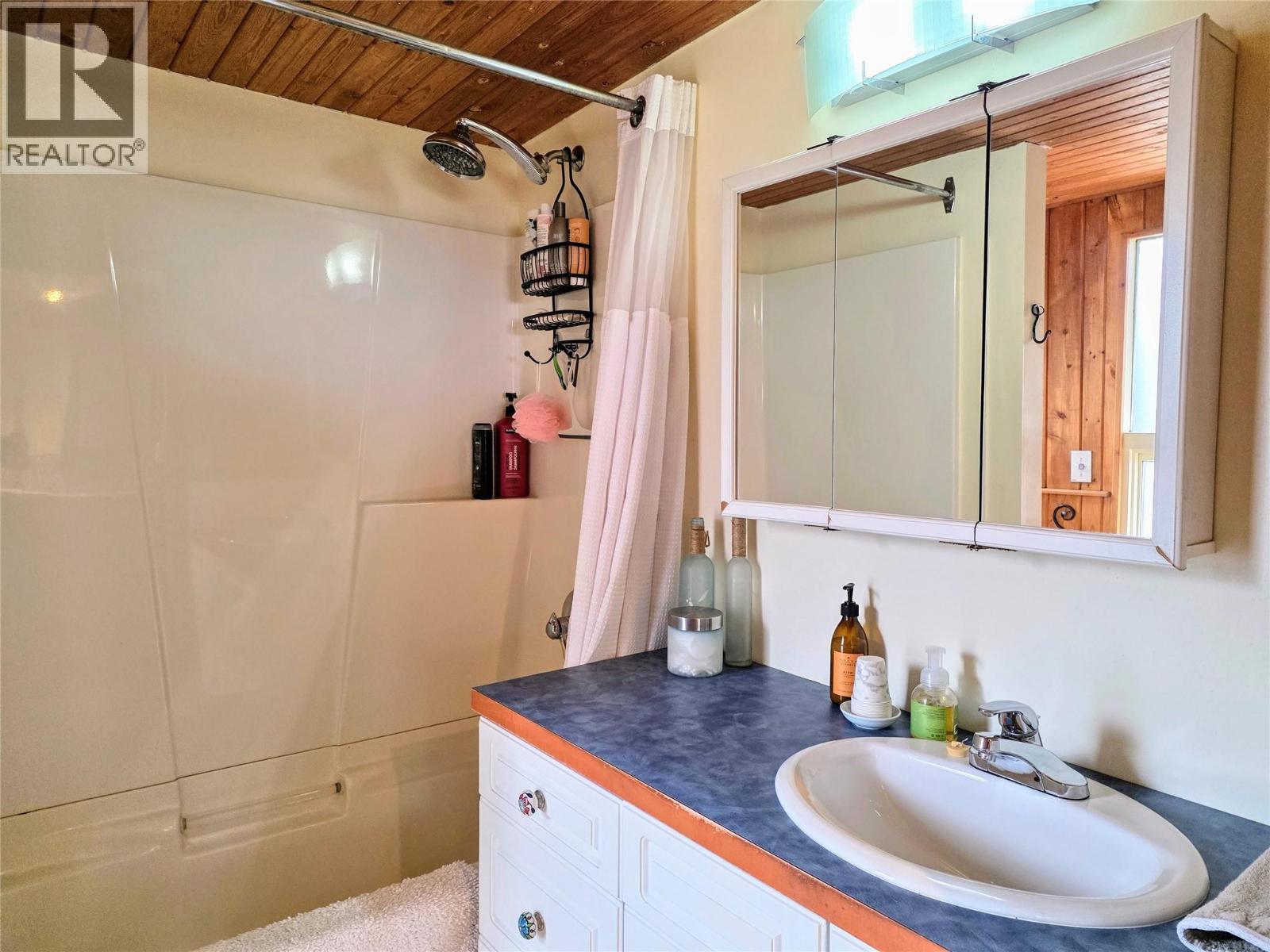 2110 13th Avenue, Invermere, British Columbia  V0A 1K4 - Photo 25 - 10394303