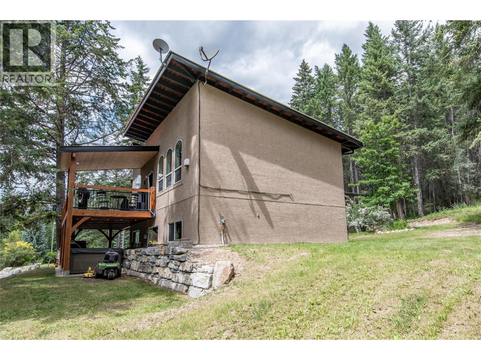631 Lapp Road, Golden, British Columbia  V0A 1H3 - Photo 21 - 10394469