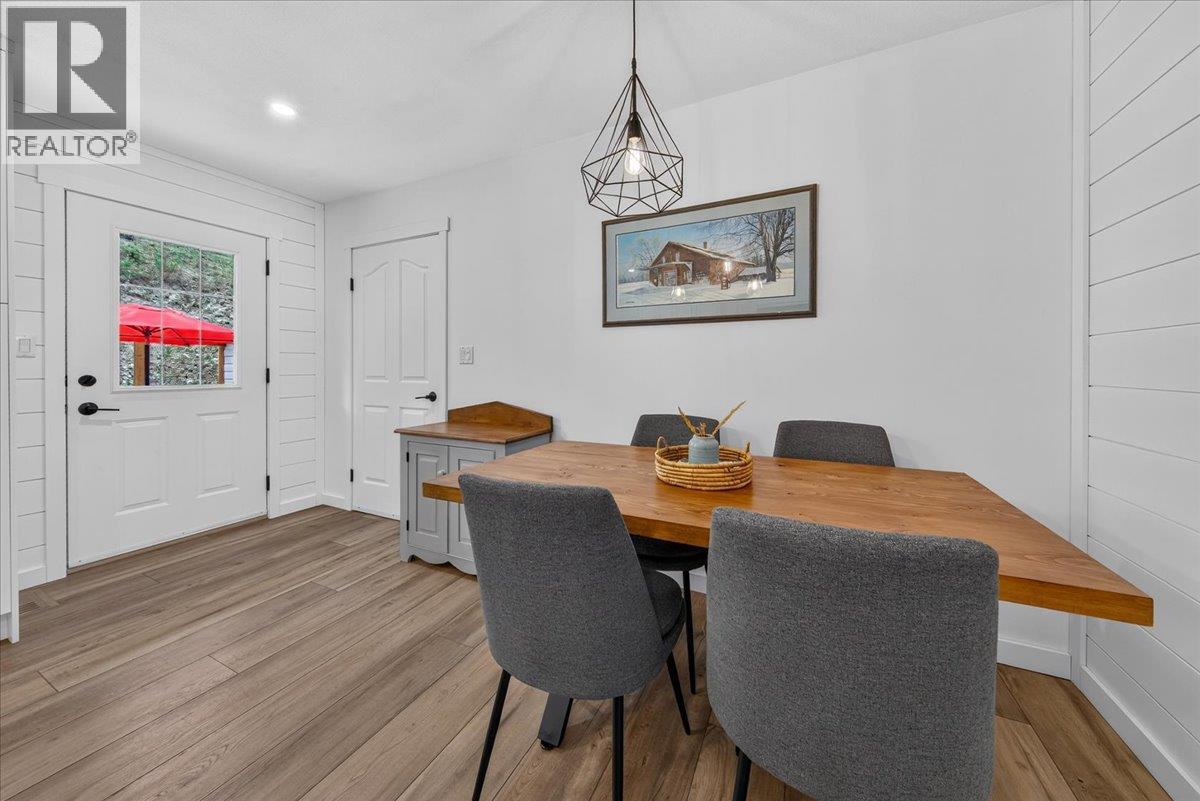 1810 15th Avenue, Invermere, British Columbia  V0A 1K4 - Photo 12 - 10394488