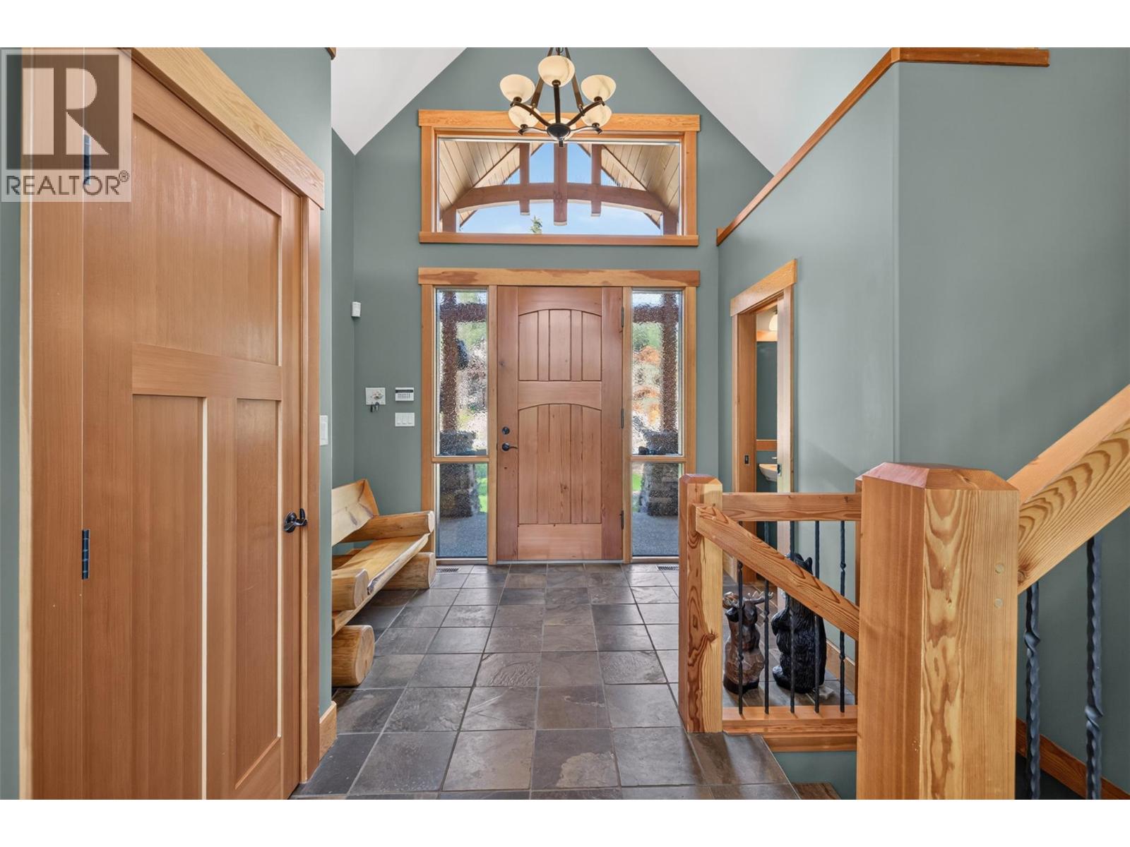 2519 Cobblestone Circle, Invermere, British Columbia  V0A 1K6 - Photo 7 - 10394521