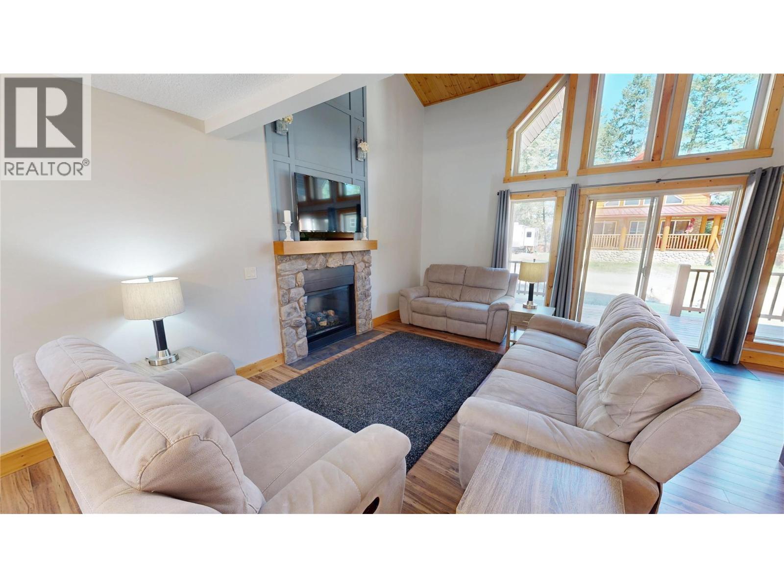4868 Riverview Drive Unit# 93, Edgewater, British Columbia  V0A 1E0 - Photo 10 - 10394586