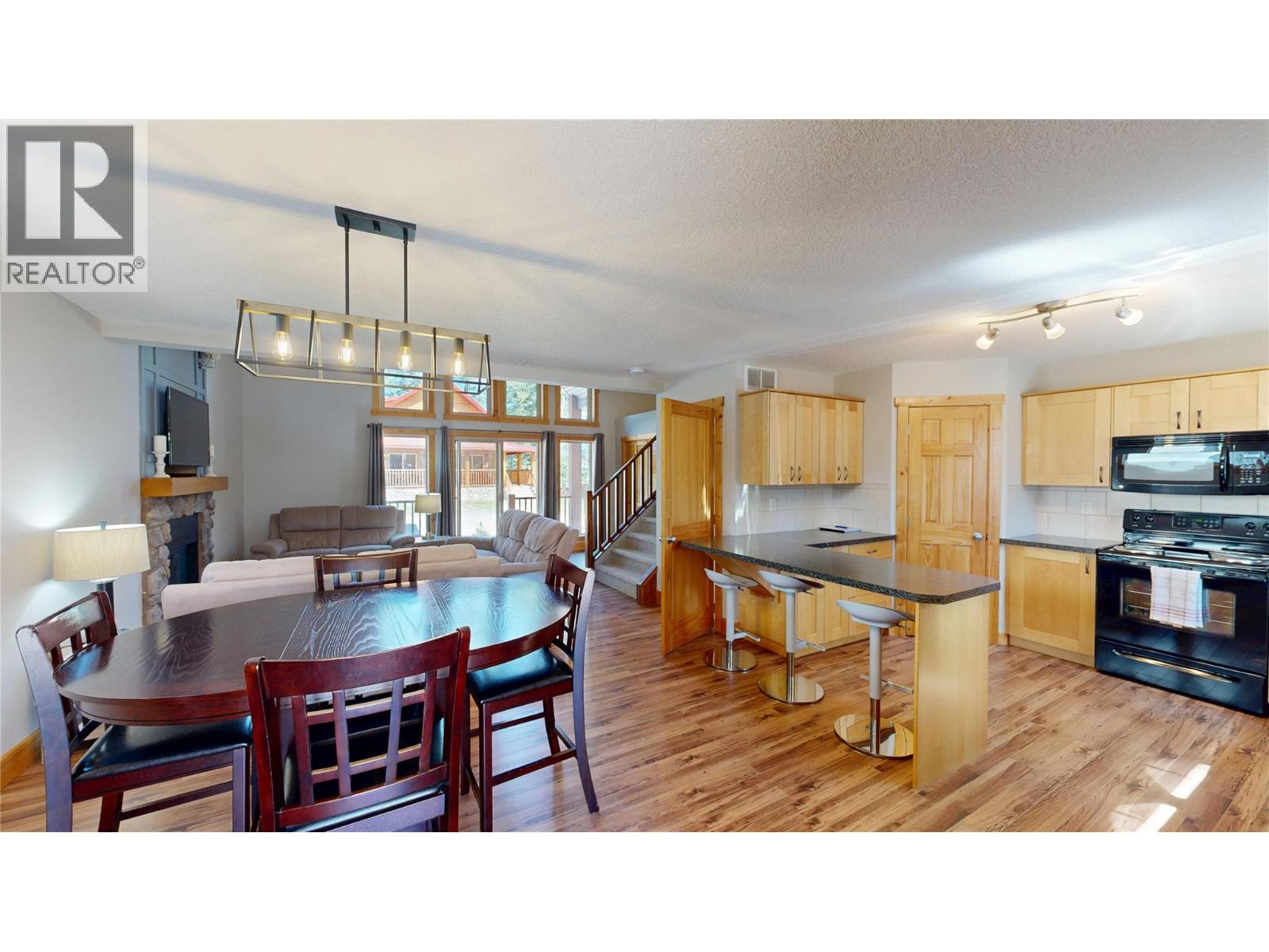4868 Riverview Drive Unit# 93, Edgewater, British Columbia  V0A 1E0 - Photo 4 - 10394586