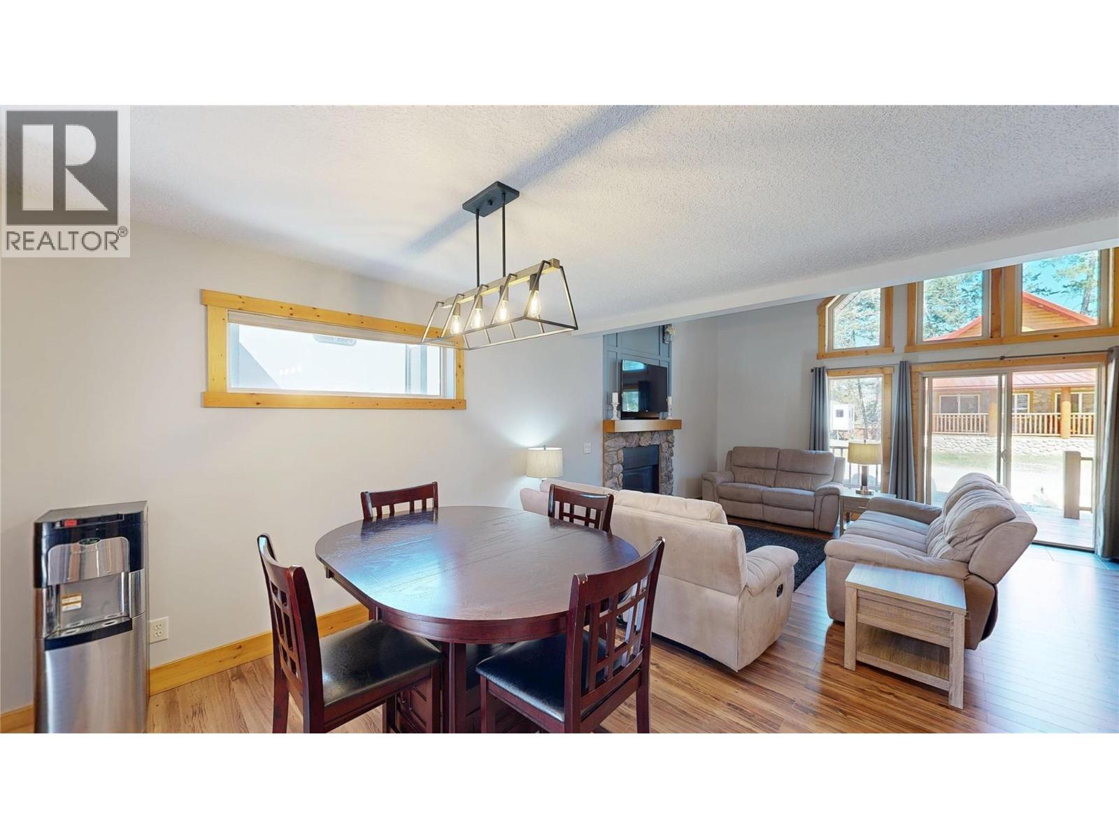 4868 Riverview Drive Unit# 93, Edgewater, British Columbia  V0A 1E0 - Photo 7 - 10394586