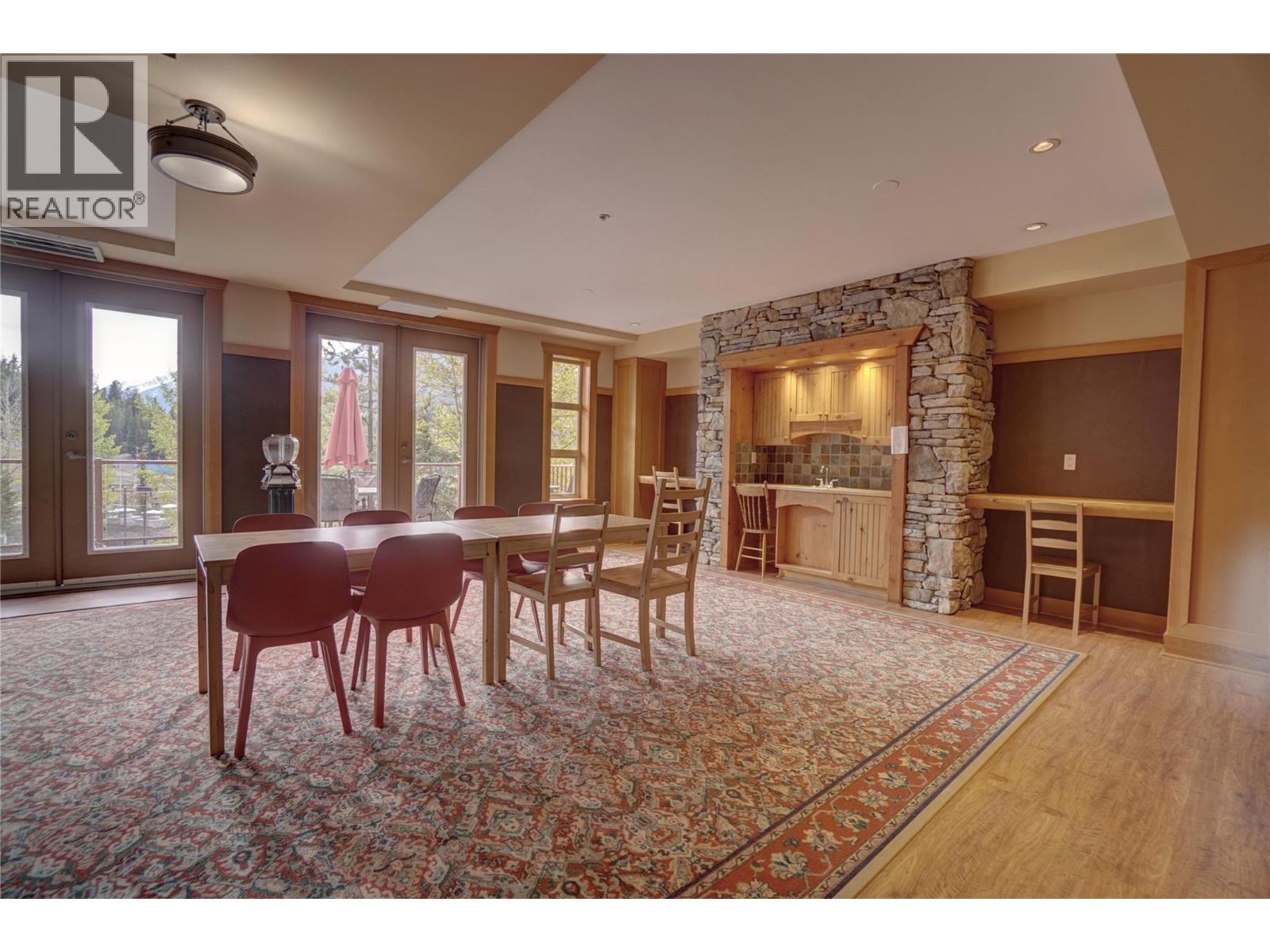 2080 Summit Drive Unit# 322, Panorama, British Columbia  V0A 1T0 - Photo 15 - 10394663