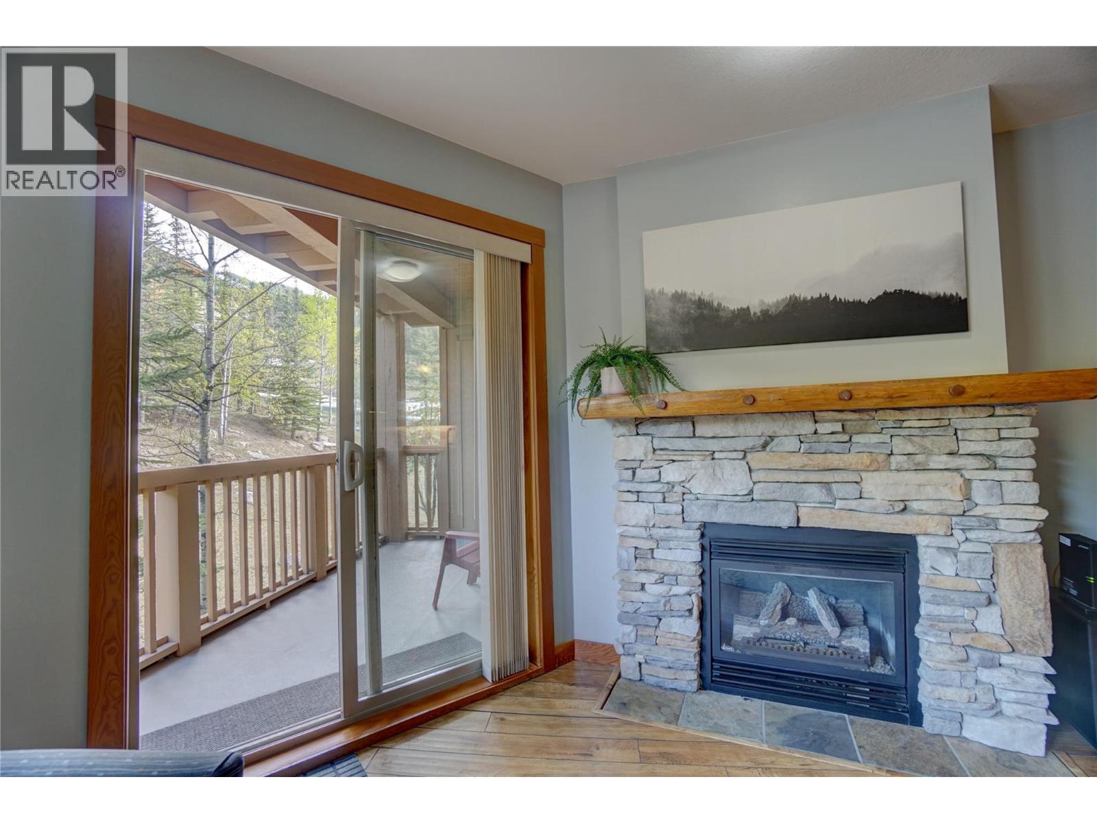 2080 Summit Drive Unit# 322, Panorama, British Columbia  V0A 1T0 - Photo 2 - 10394663