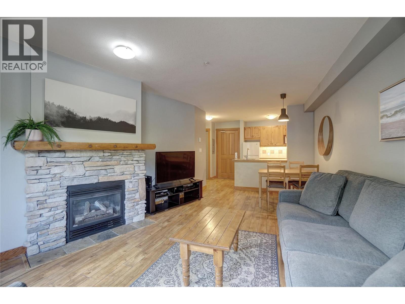 2080 Summit Drive Unit# 322, Panorama, British Columbia  V0A 1T0 - Photo 3 - 10394663