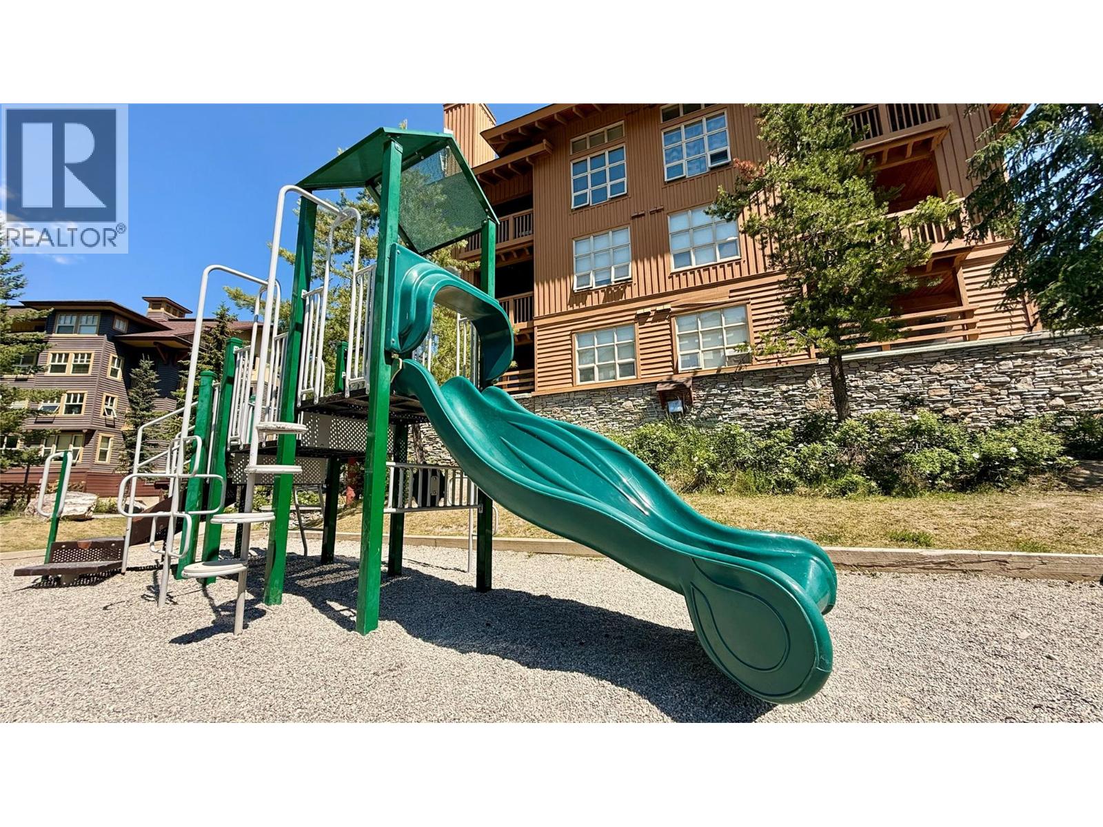 2080 Summit Drive Unit# 322, Panorama, British Columbia  V0A 1T0 - Photo 32 - 10394663