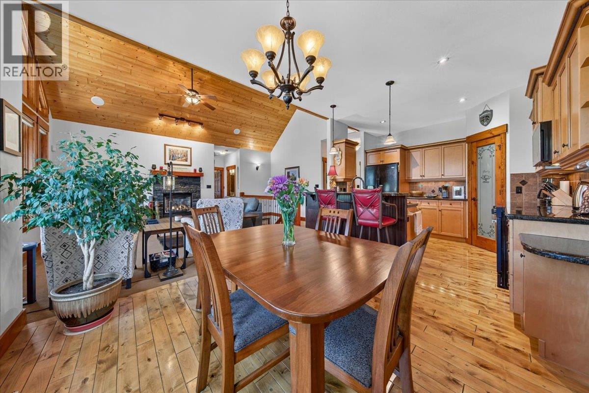 2545 Sandstone Court, Invermere, British Columbia  V0A 1K6 - Photo 13 - 10394415