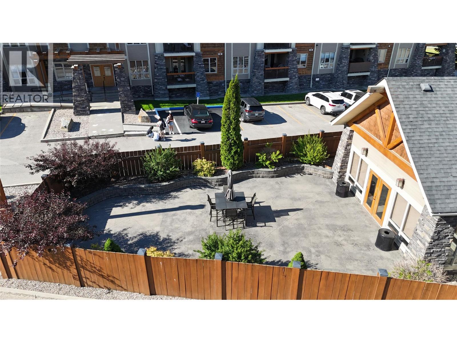 7495 Columbia Avenue Unit# 2103, Radium Hot Springs, British Columbia  V0A 1M0 - Photo 28 - 10394802